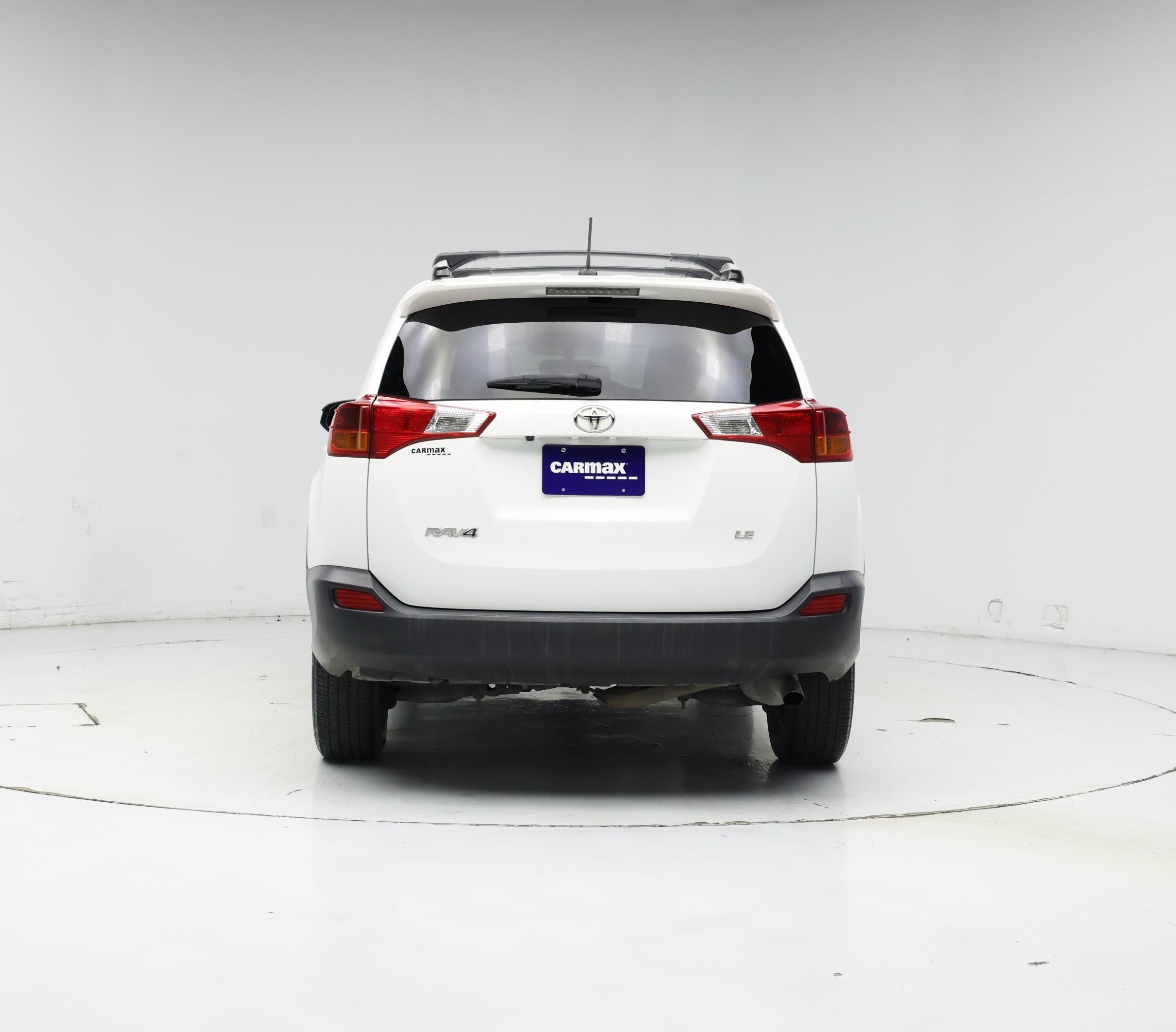 Thumbnail: 2015 Toyota RAV4 - 6