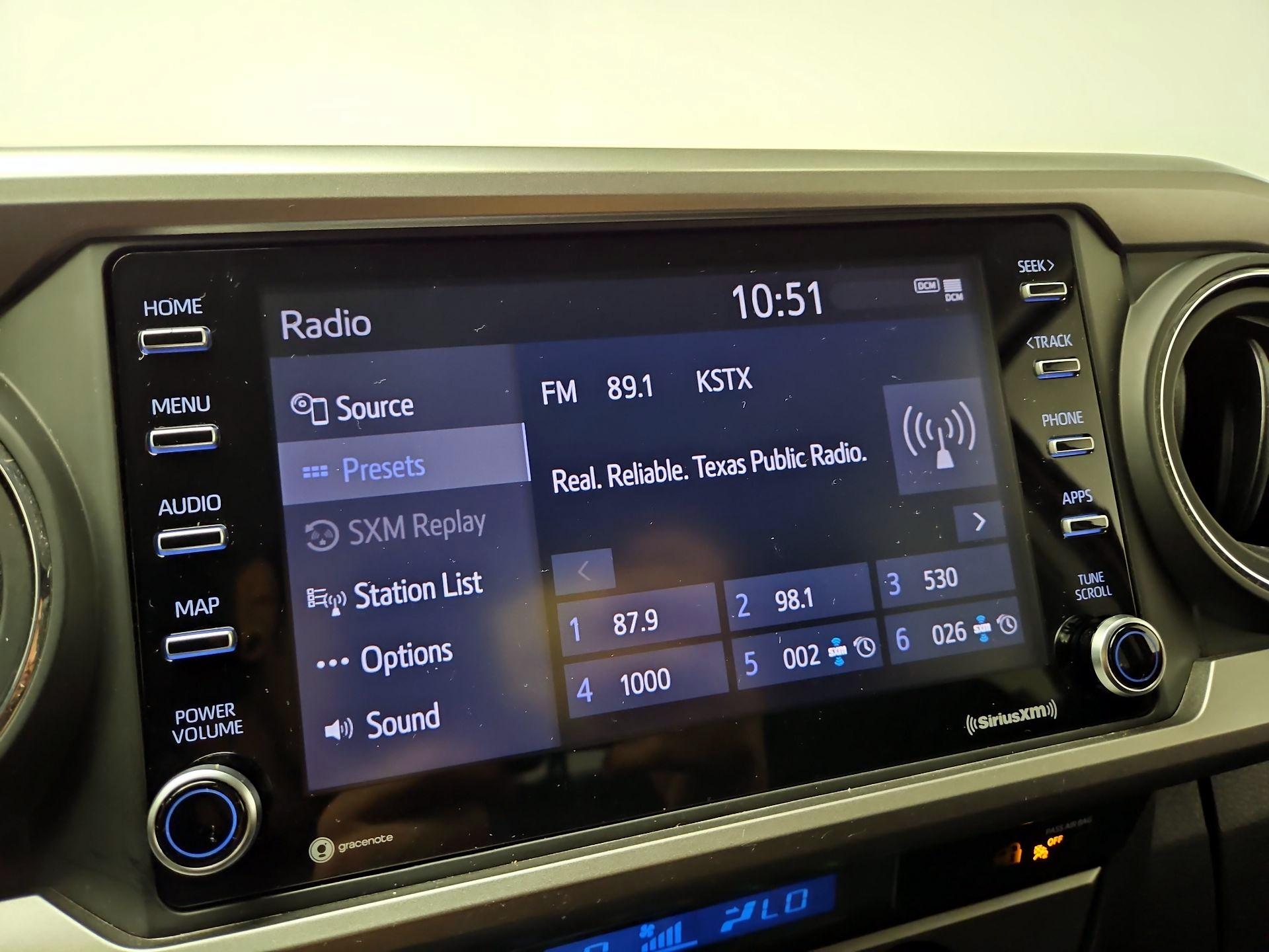 Thumbnail: 2022 Toyota Tacoma - 15