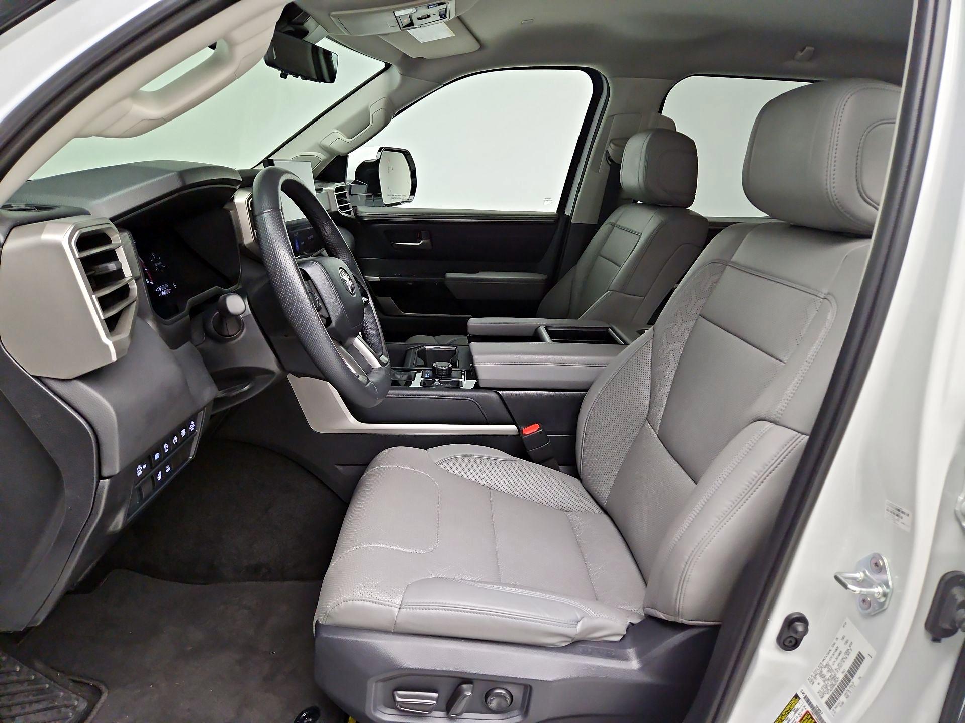 Thumbnail: 2024 Toyota Tundra - 11