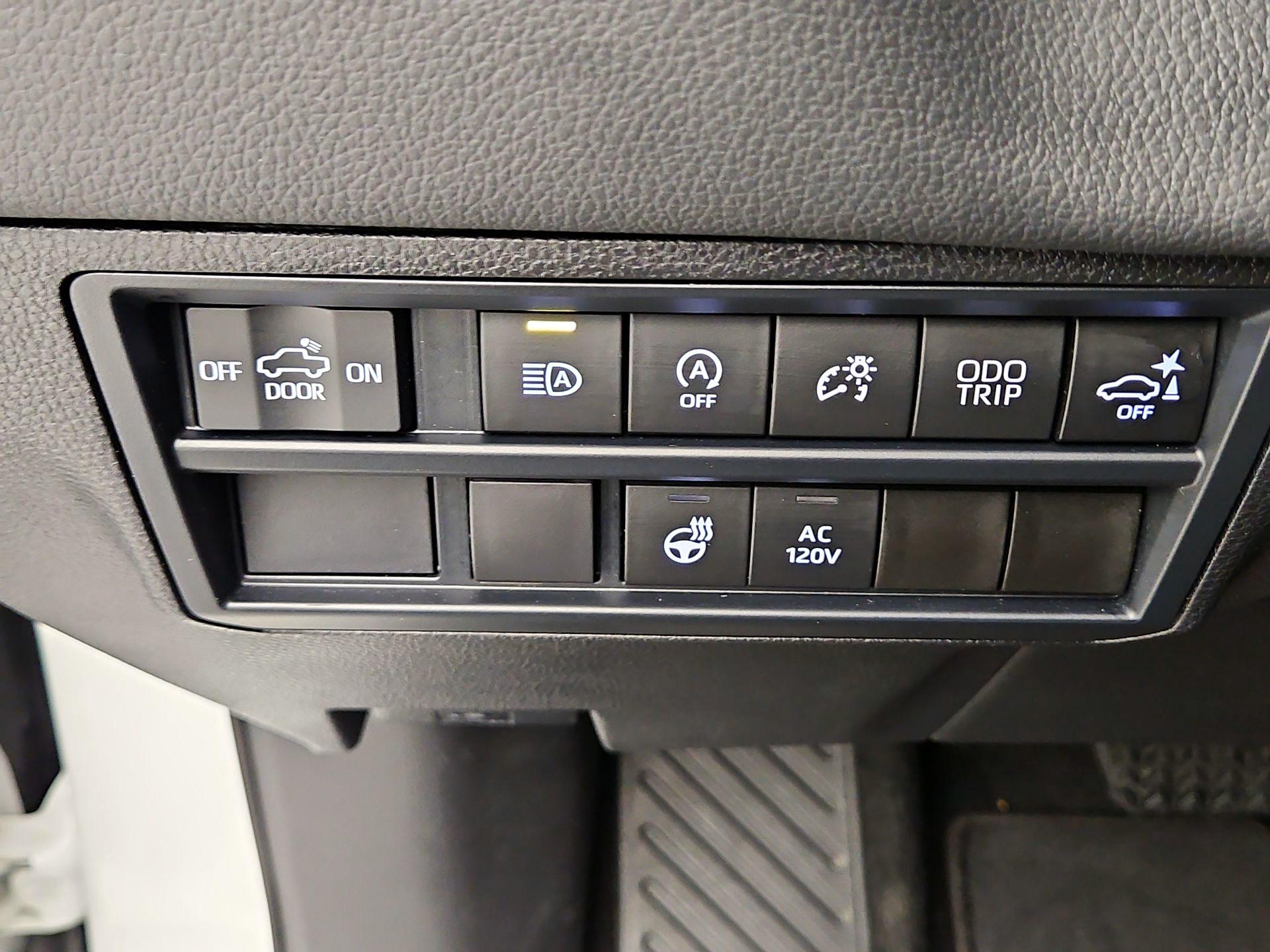 Thumbnail: 2024 Toyota Tundra - 13