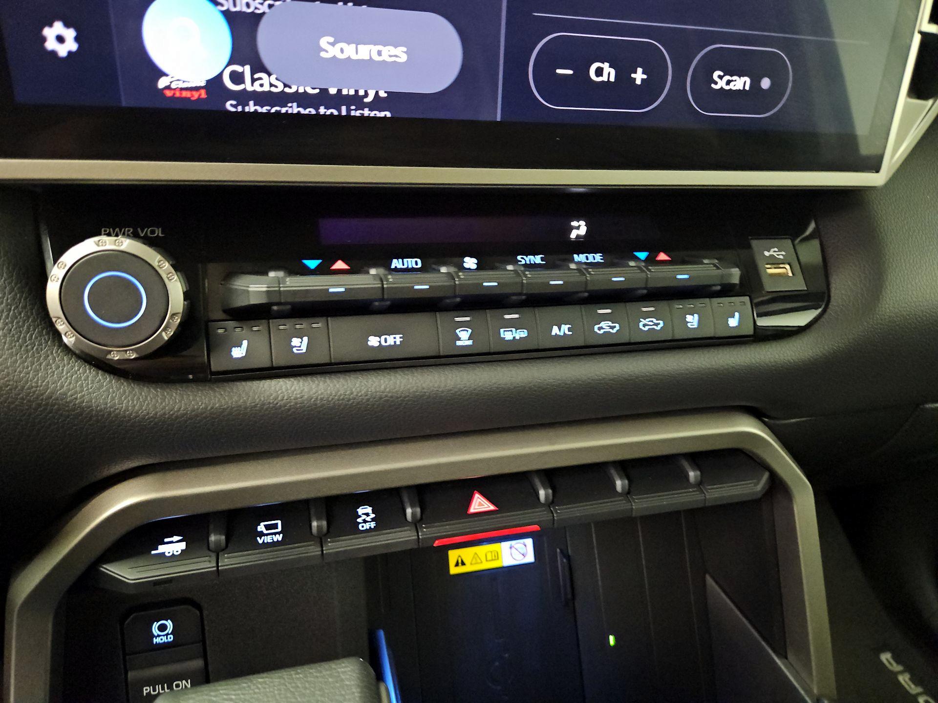 Thumbnail: 2024 Toyota Tundra - 16