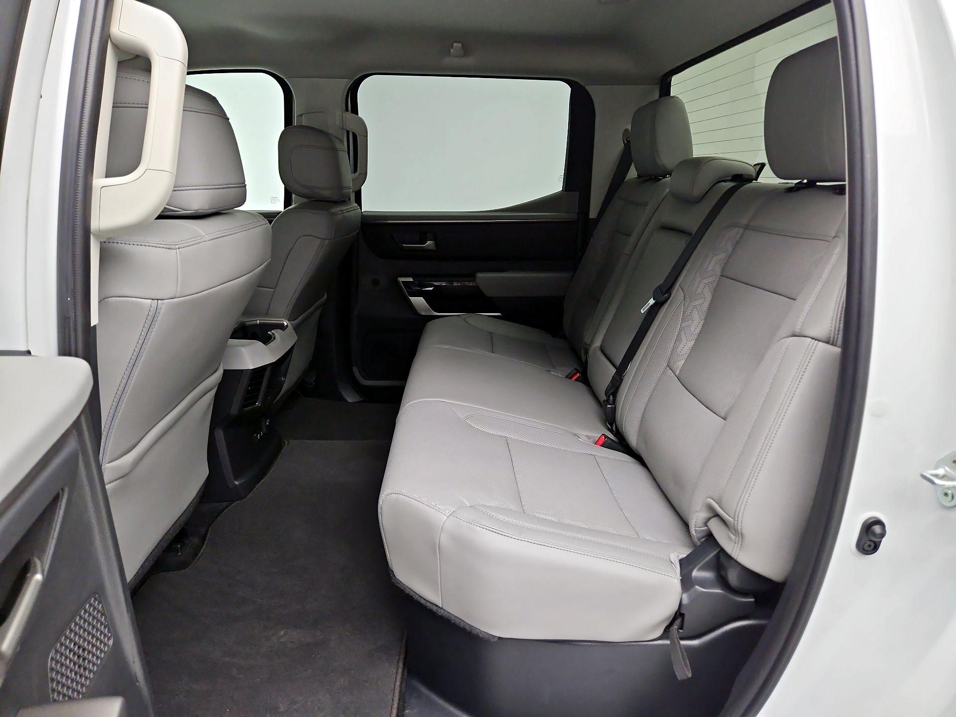 Thumbnail: 2024 Toyota Tundra - 19