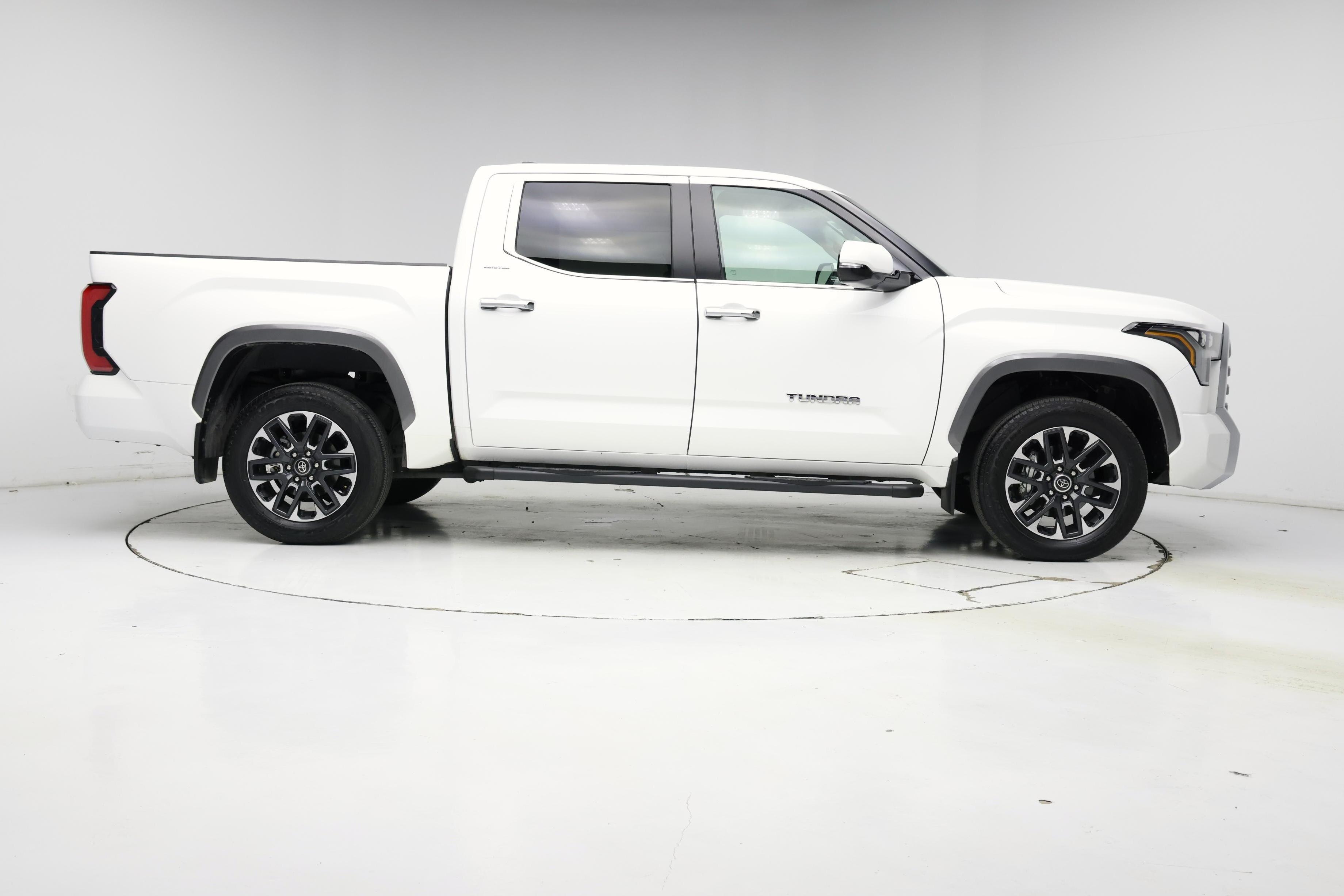 Thumbnail: 2024 Toyota Tundra - 7