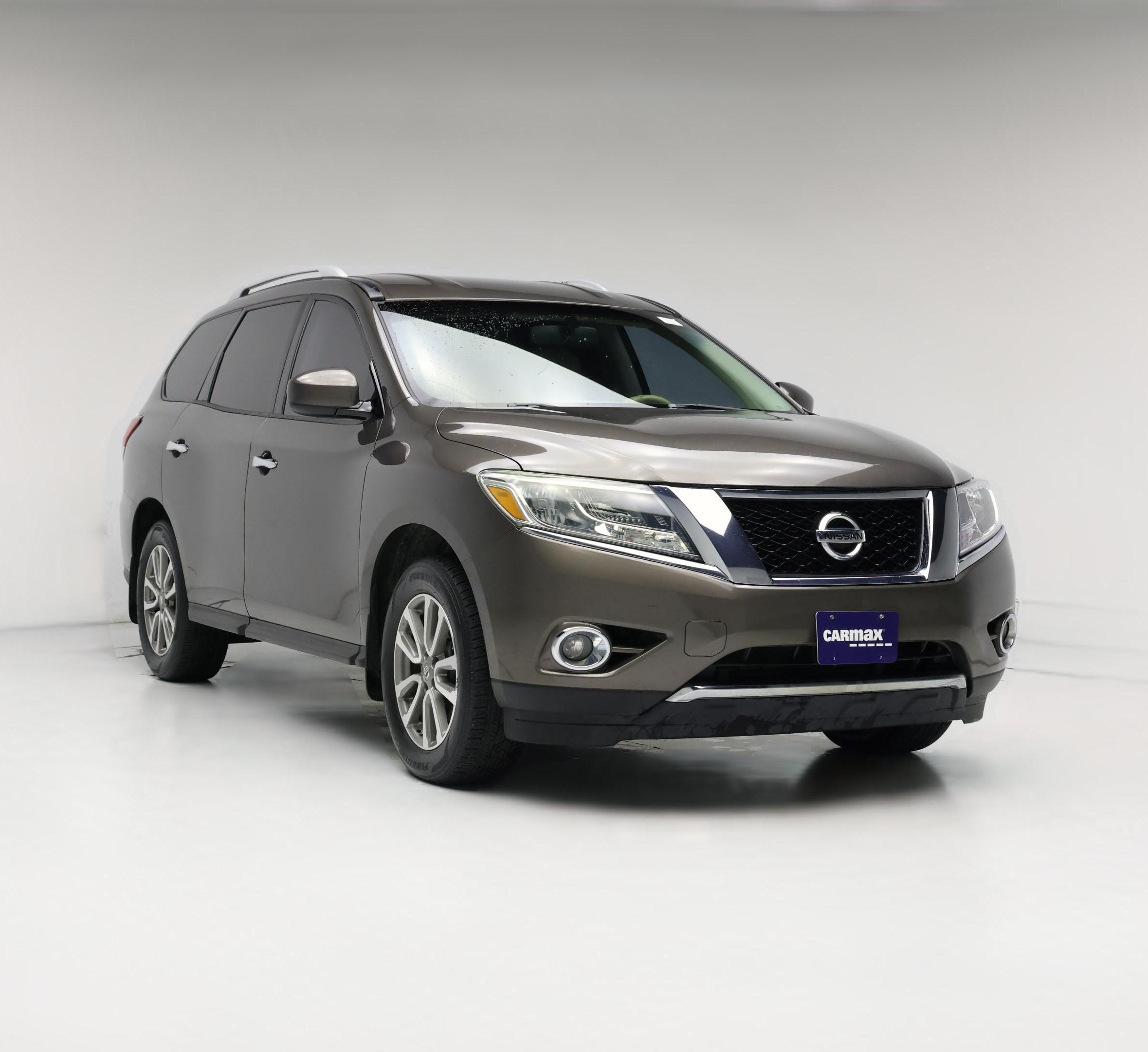 Thumbnail: 2015 Nissan Pathfinder - 1