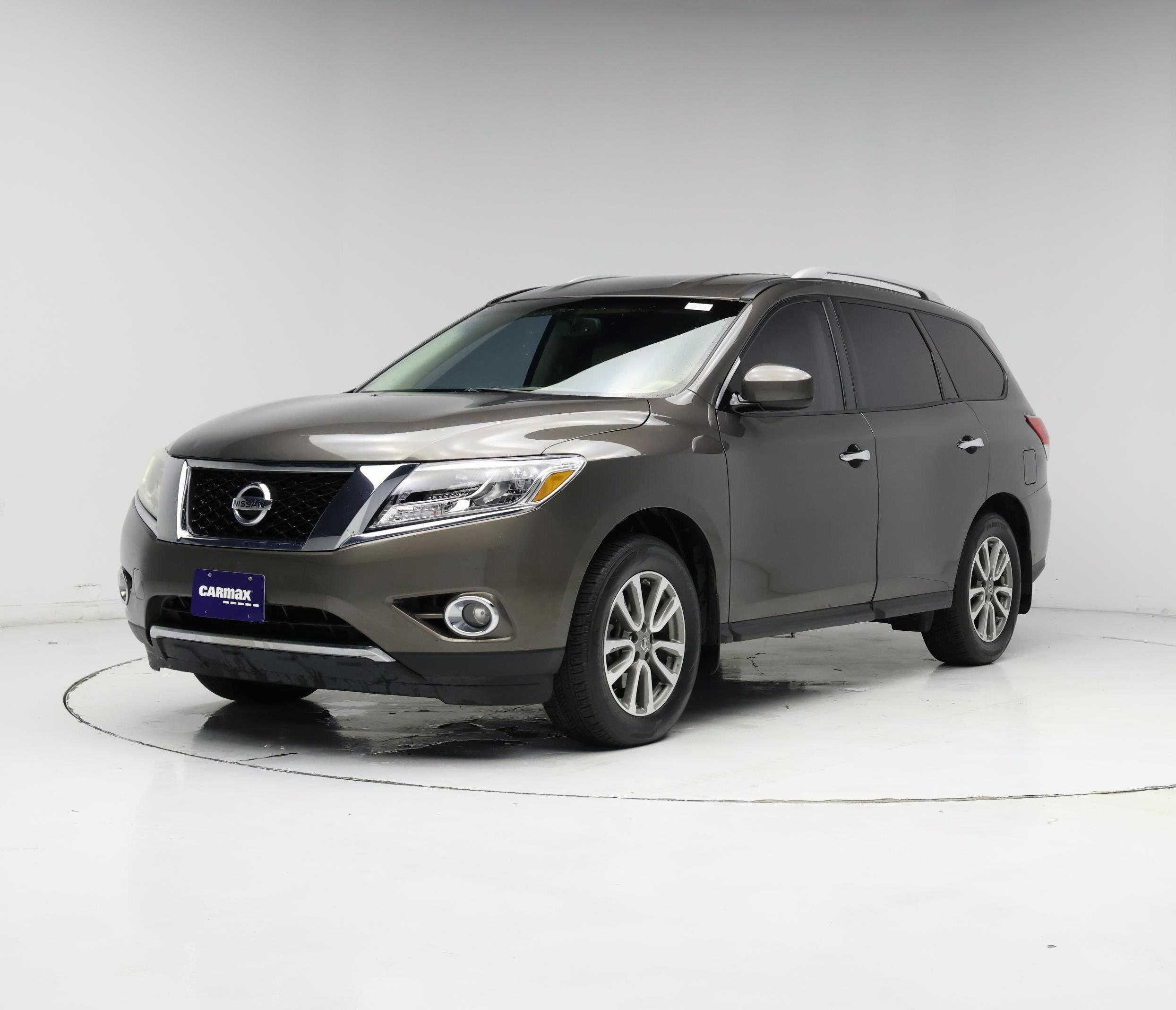 Thumbnail: 2015 Nissan Pathfinder - 4