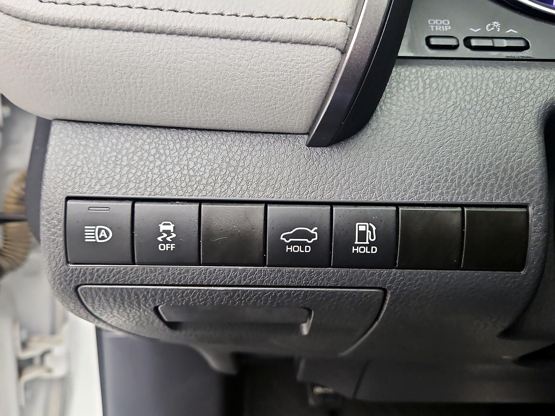 Thumbnail: 2024 Toyota Camry - 13