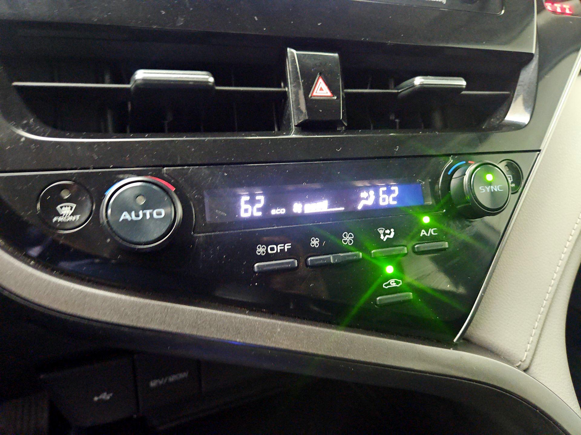 Thumbnail: 2024 Toyota Camry - 16