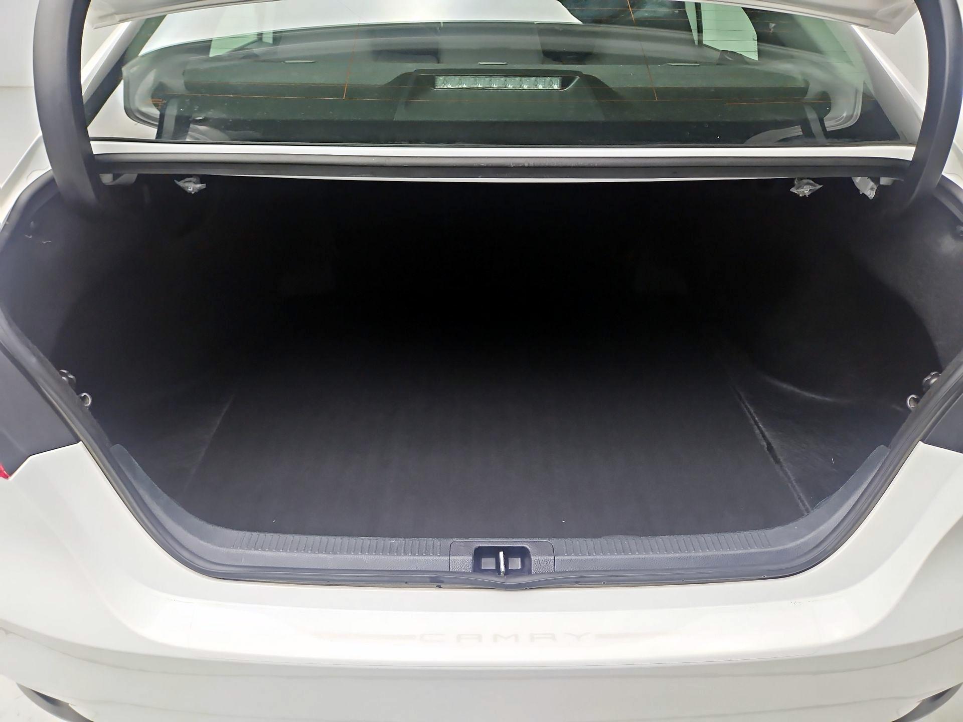 Thumbnail: 2024 Toyota Camry - 20