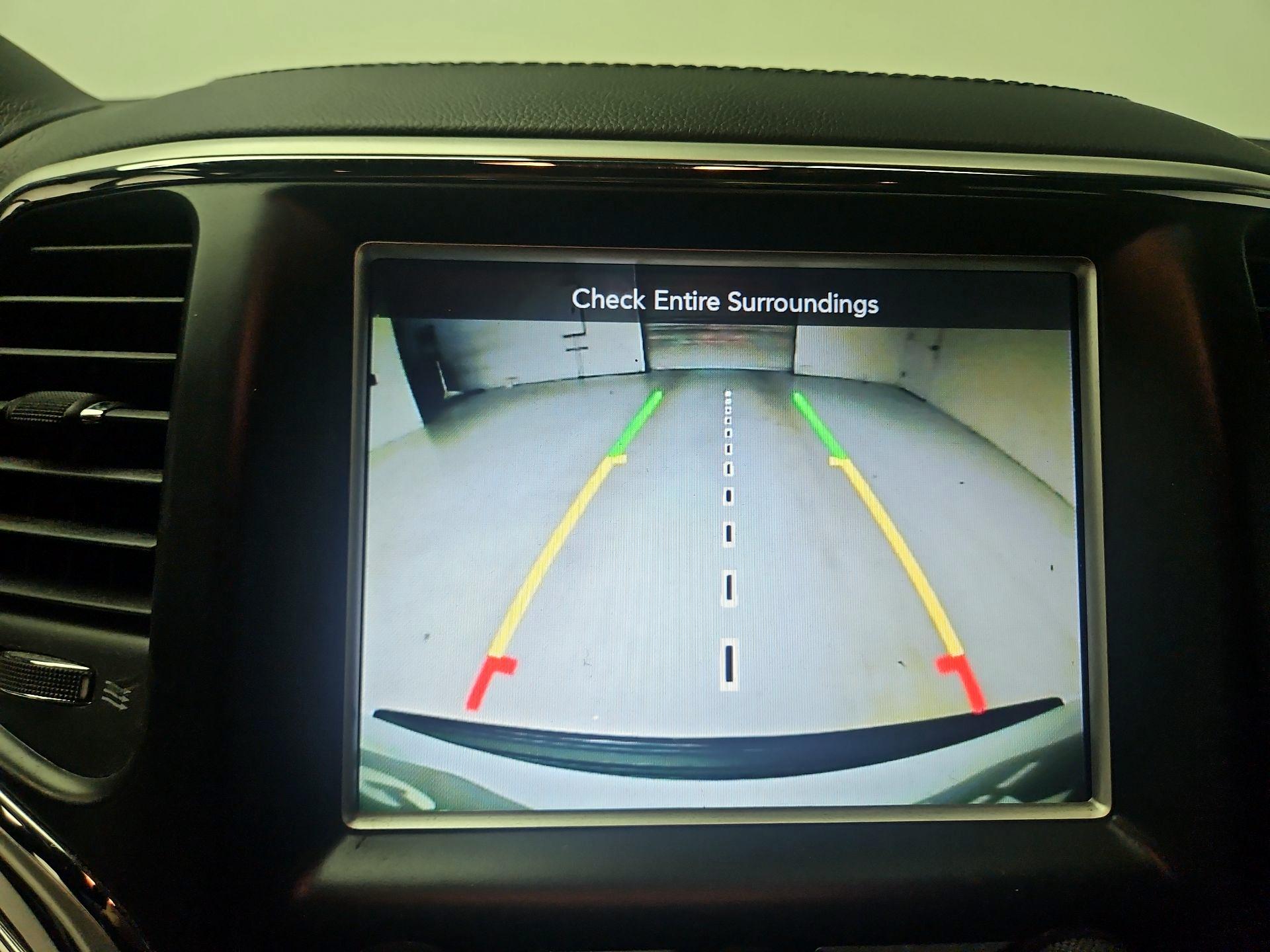 Thumbnail: 2015 Jeep Grand Cherokee - 15