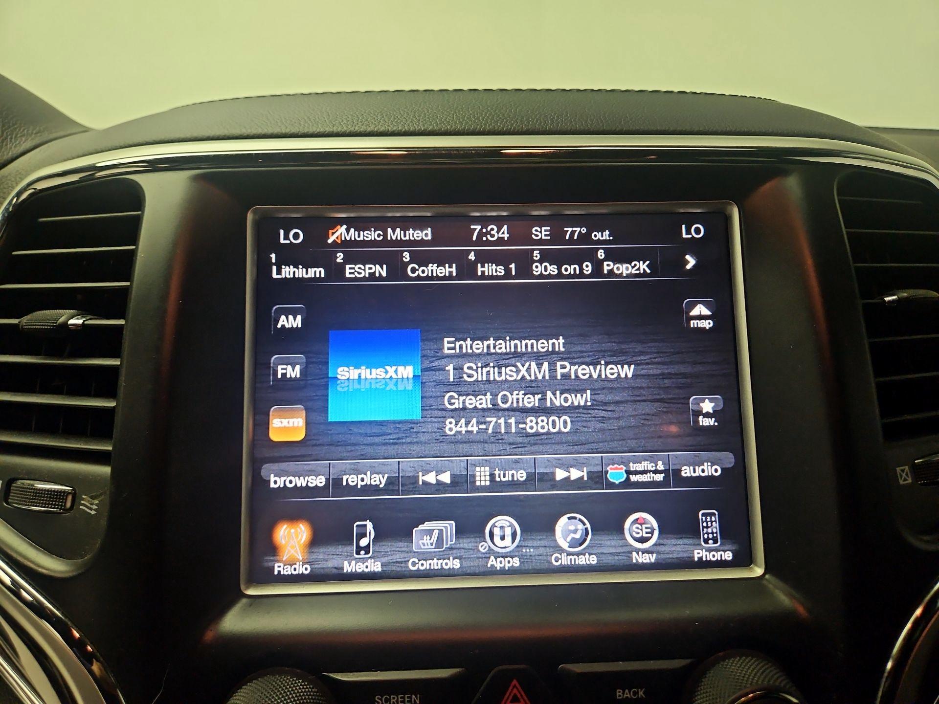 Thumbnail: 2015 Jeep Grand Cherokee - 16