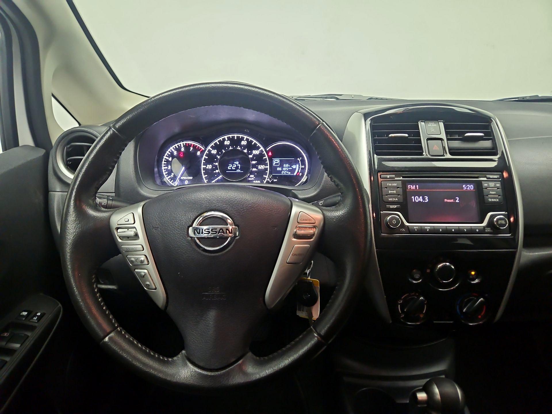 Thumbnail: 2016 Nissan Versa Note - 10