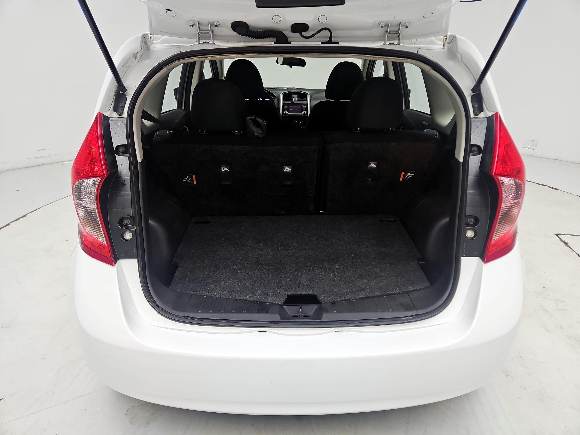 Thumbnail: 2016 Nissan Versa Note - 19