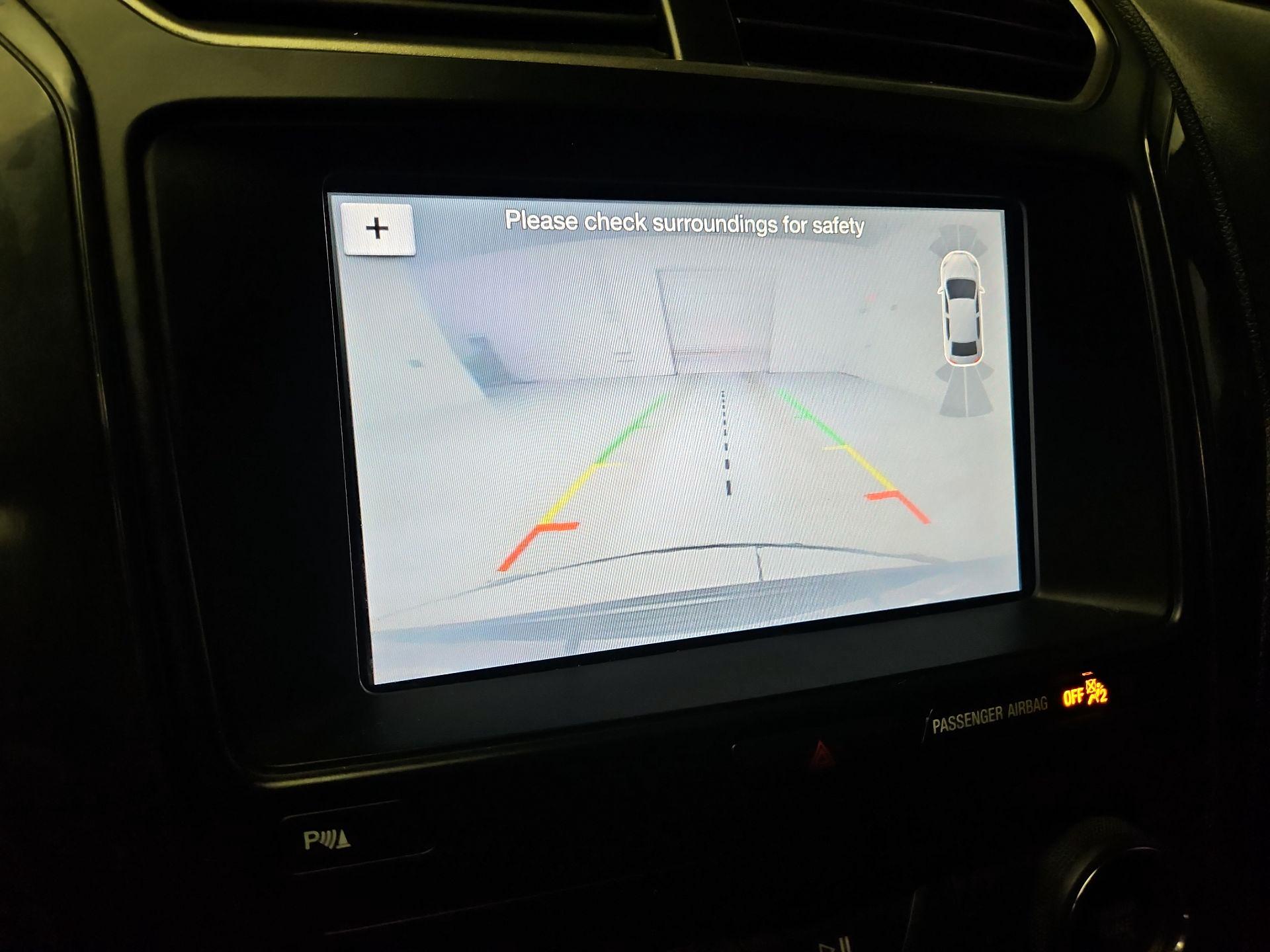 Thumbnail: 2019 Ford Explorer - 15