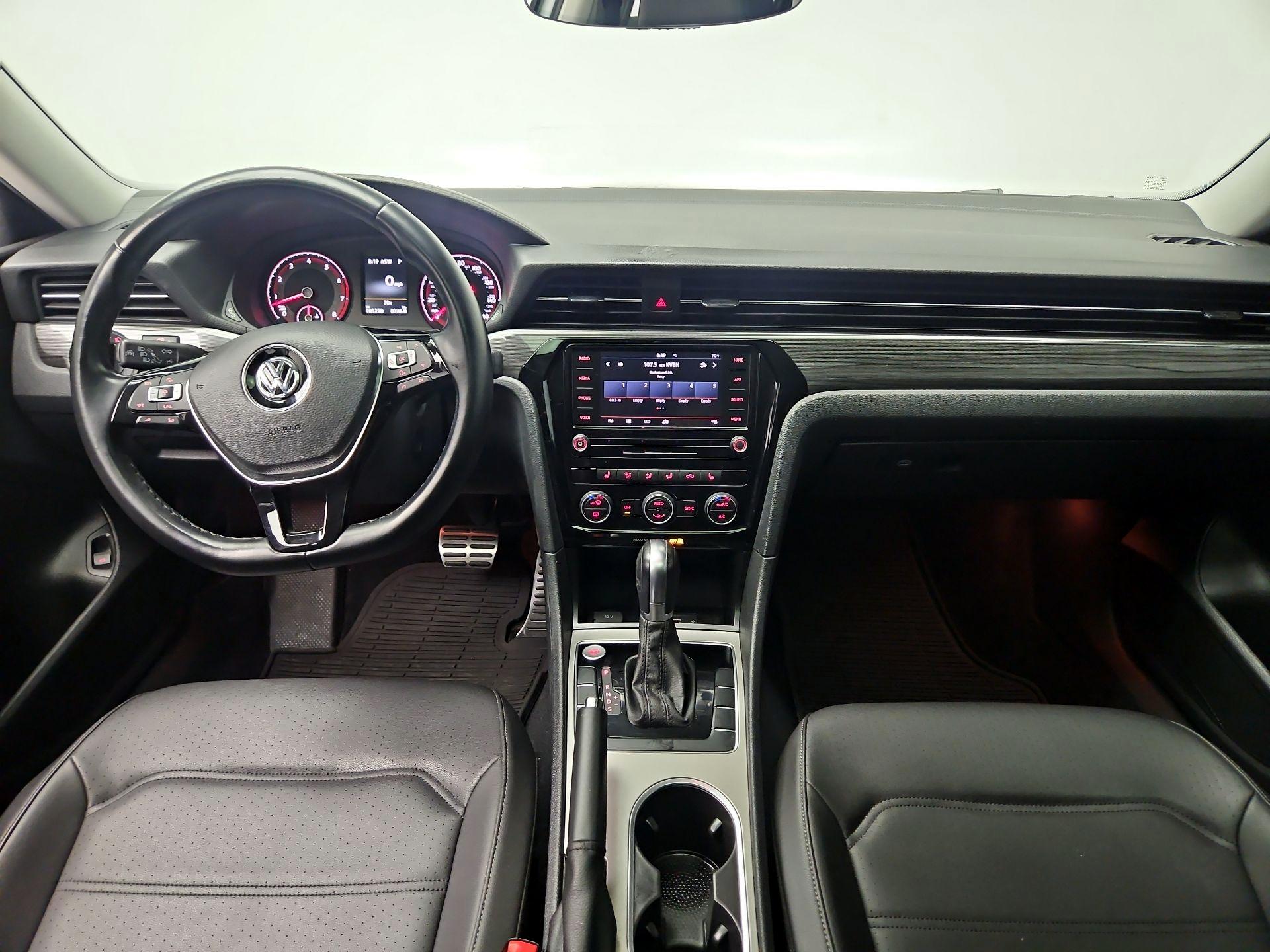 Thumbnail: 2020 Volkswagen Passat - 9