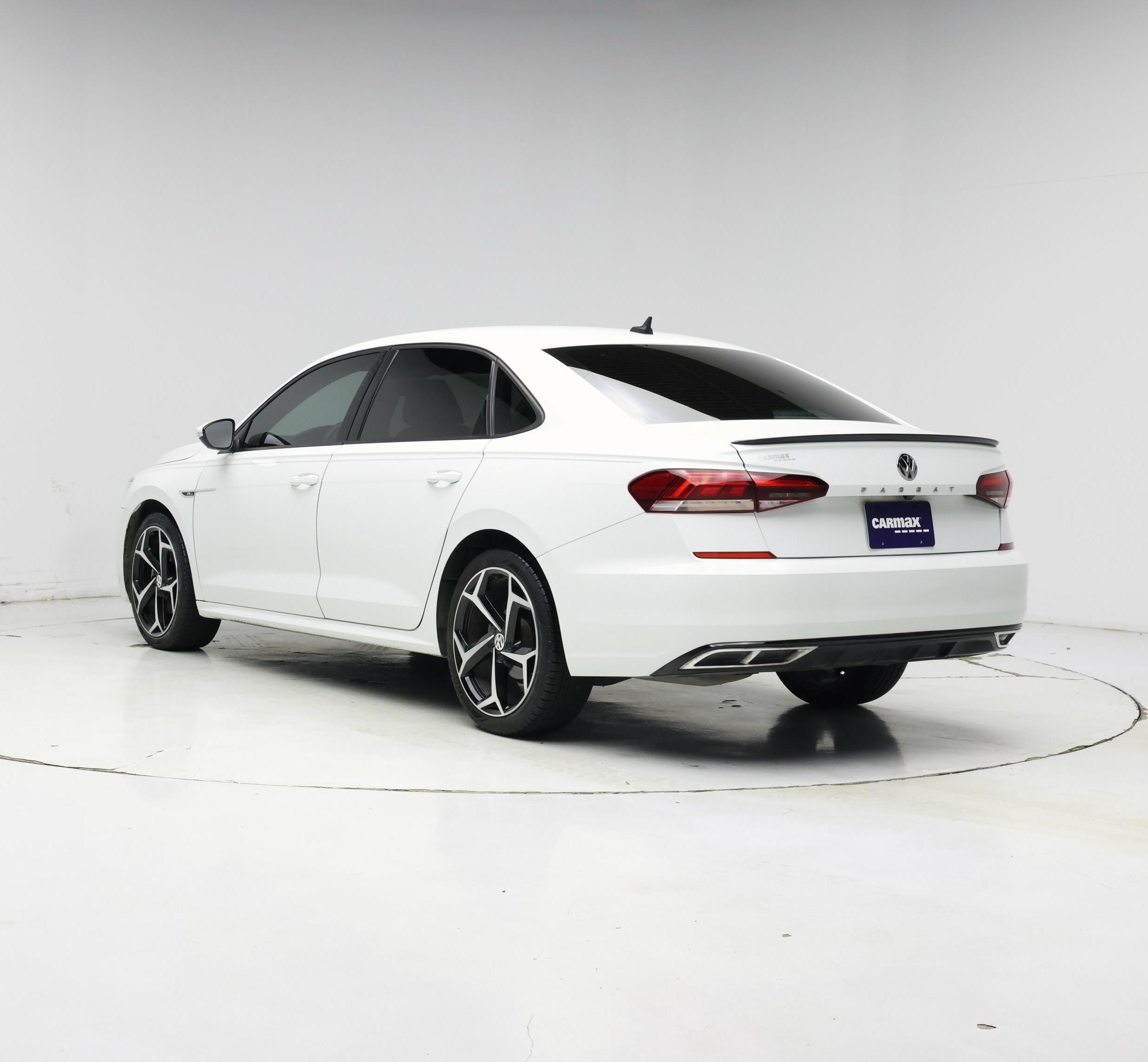 Thumbnail: 2020 Volkswagen Passat - 2