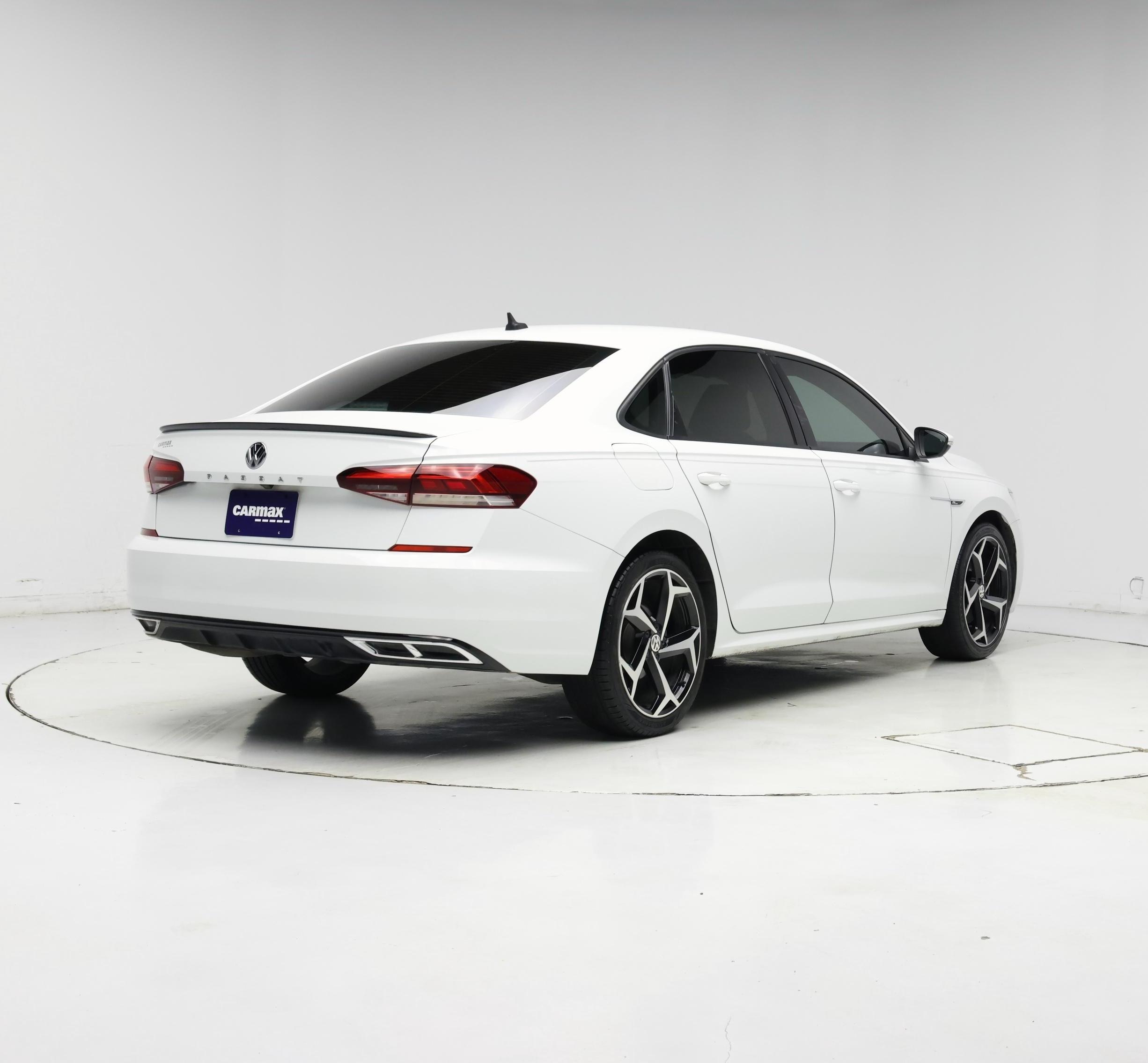 Thumbnail: 2020 Volkswagen Passat - 8