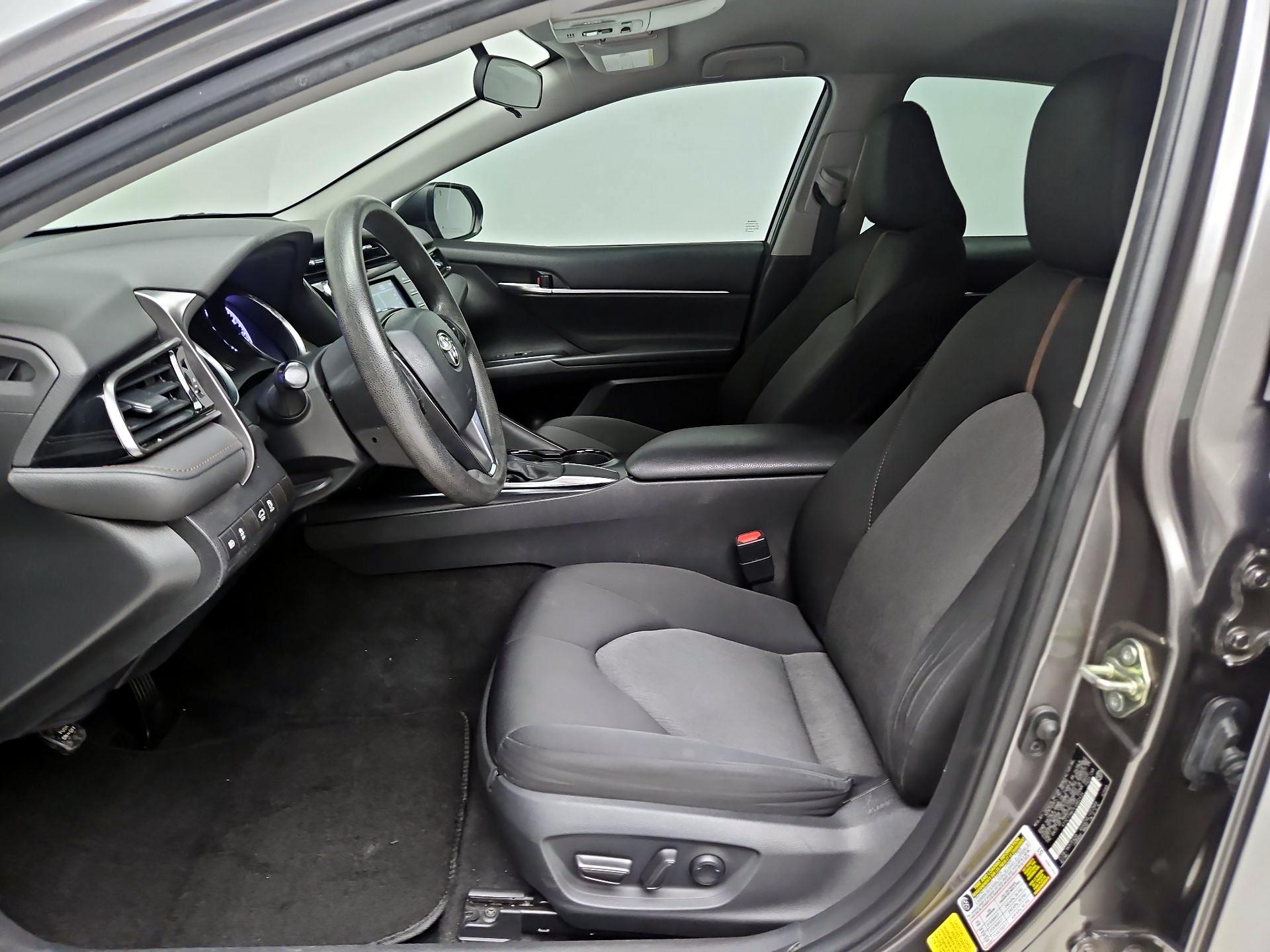 Thumbnail: 2020 Toyota Camry - 11