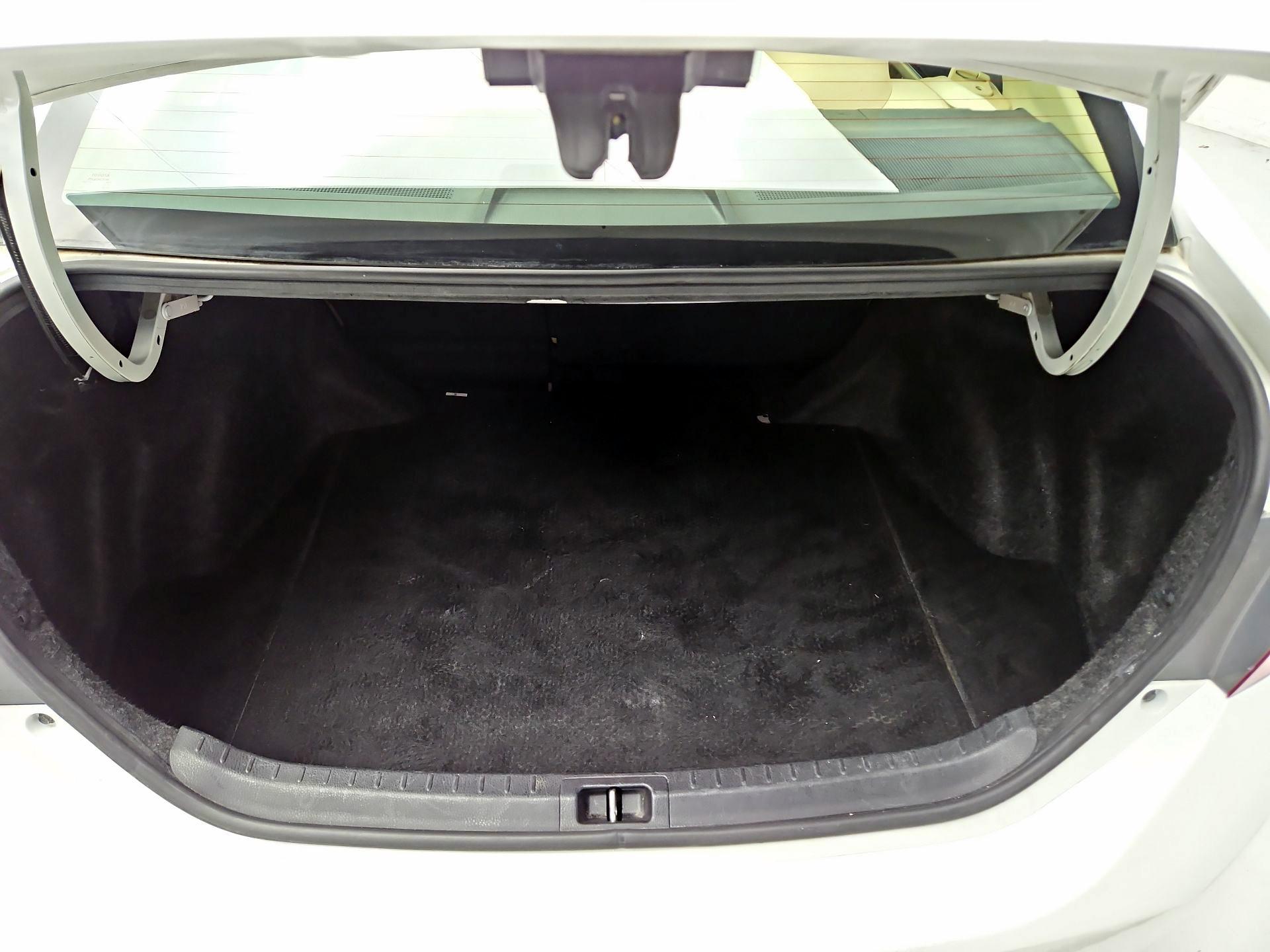 Thumbnail: 2019 Toyota Corolla - 20