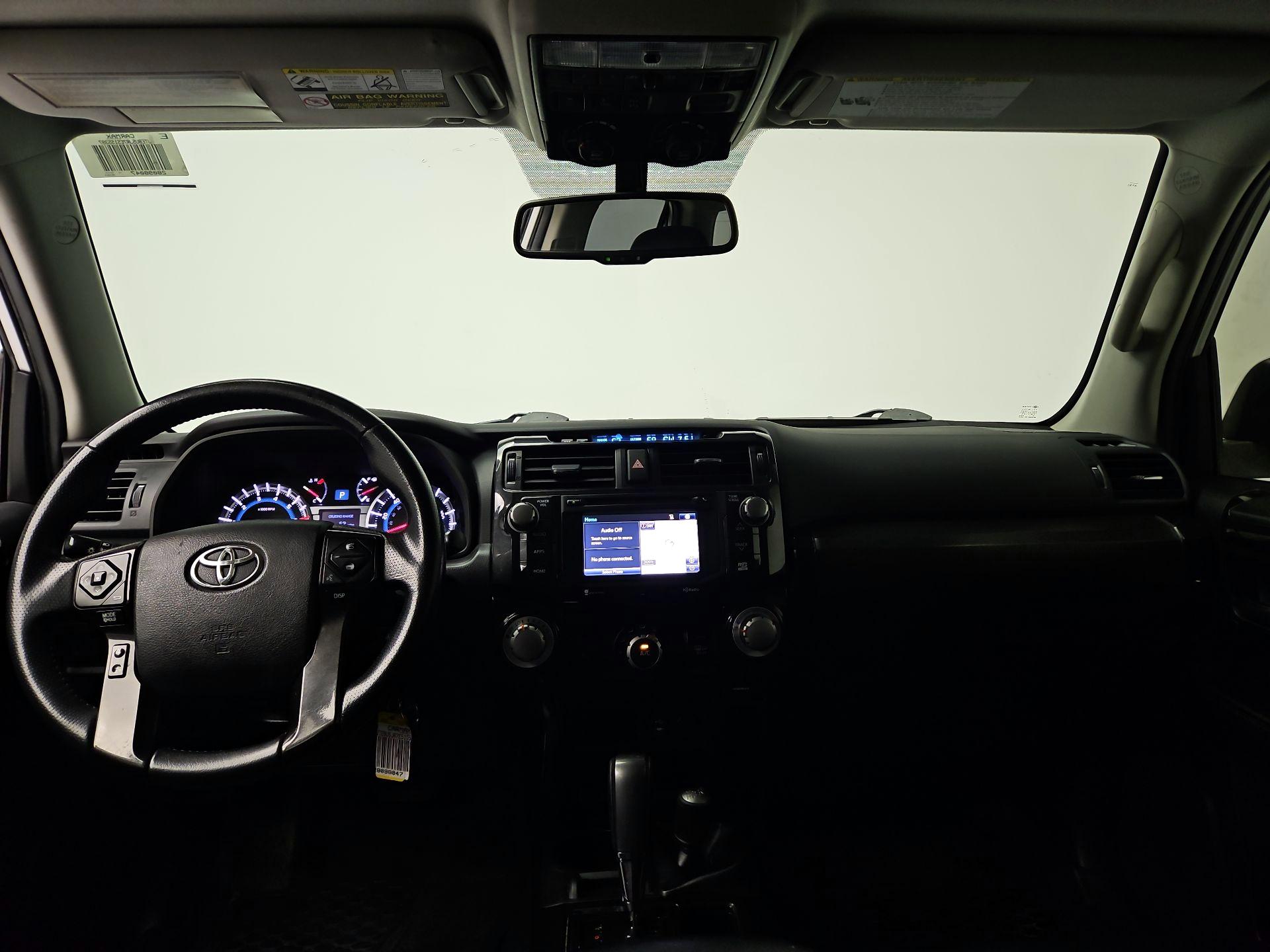 Thumbnail: 2014 Toyota 4Runner - 9