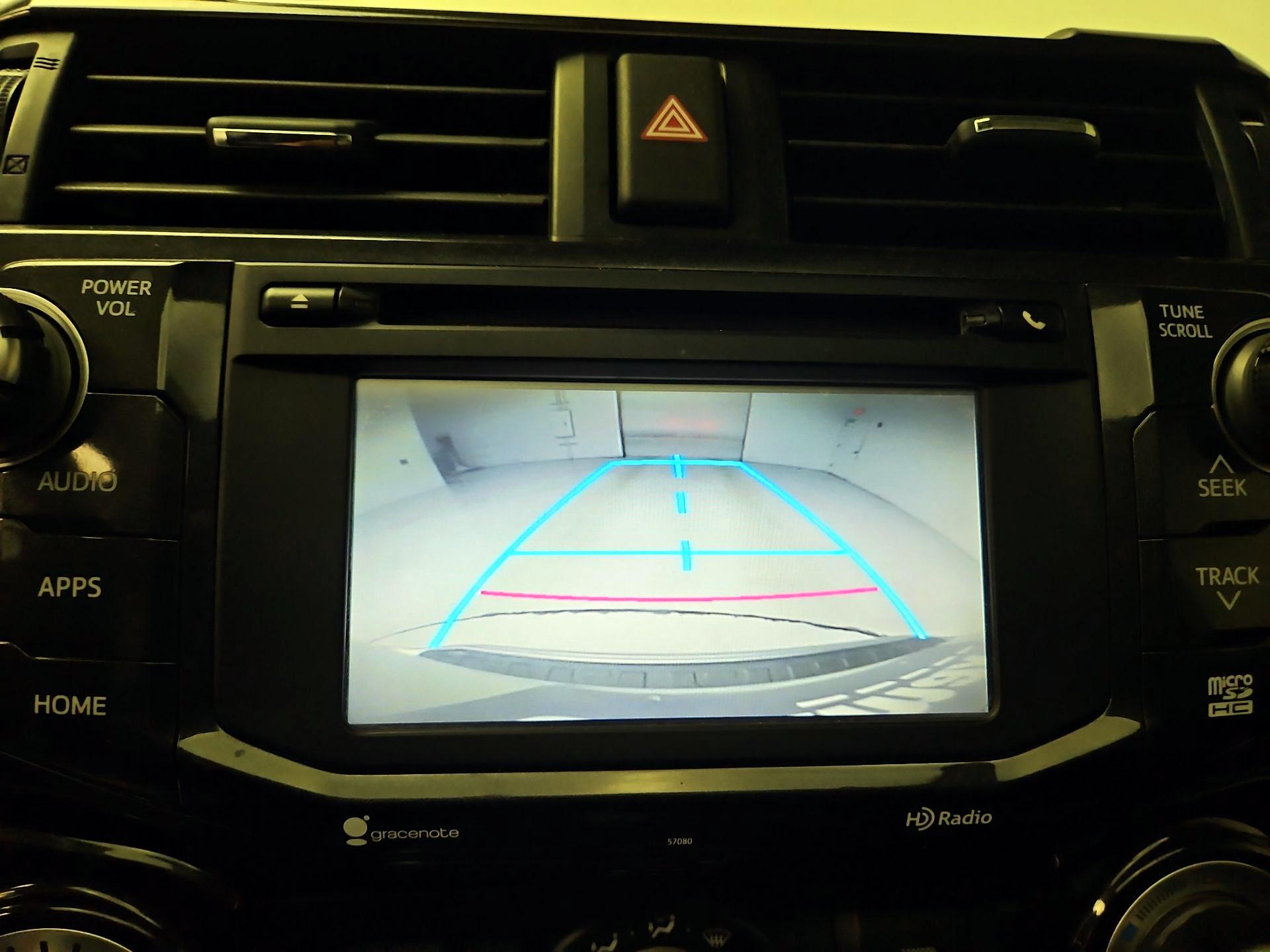 Thumbnail: 2014 Toyota 4Runner - 15