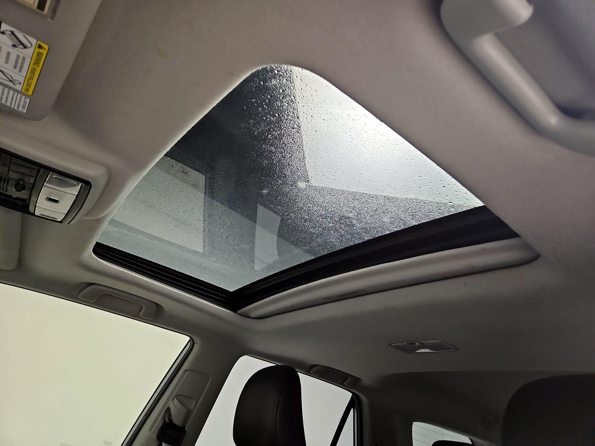 Thumbnail: 2014 Toyota 4Runner - 20