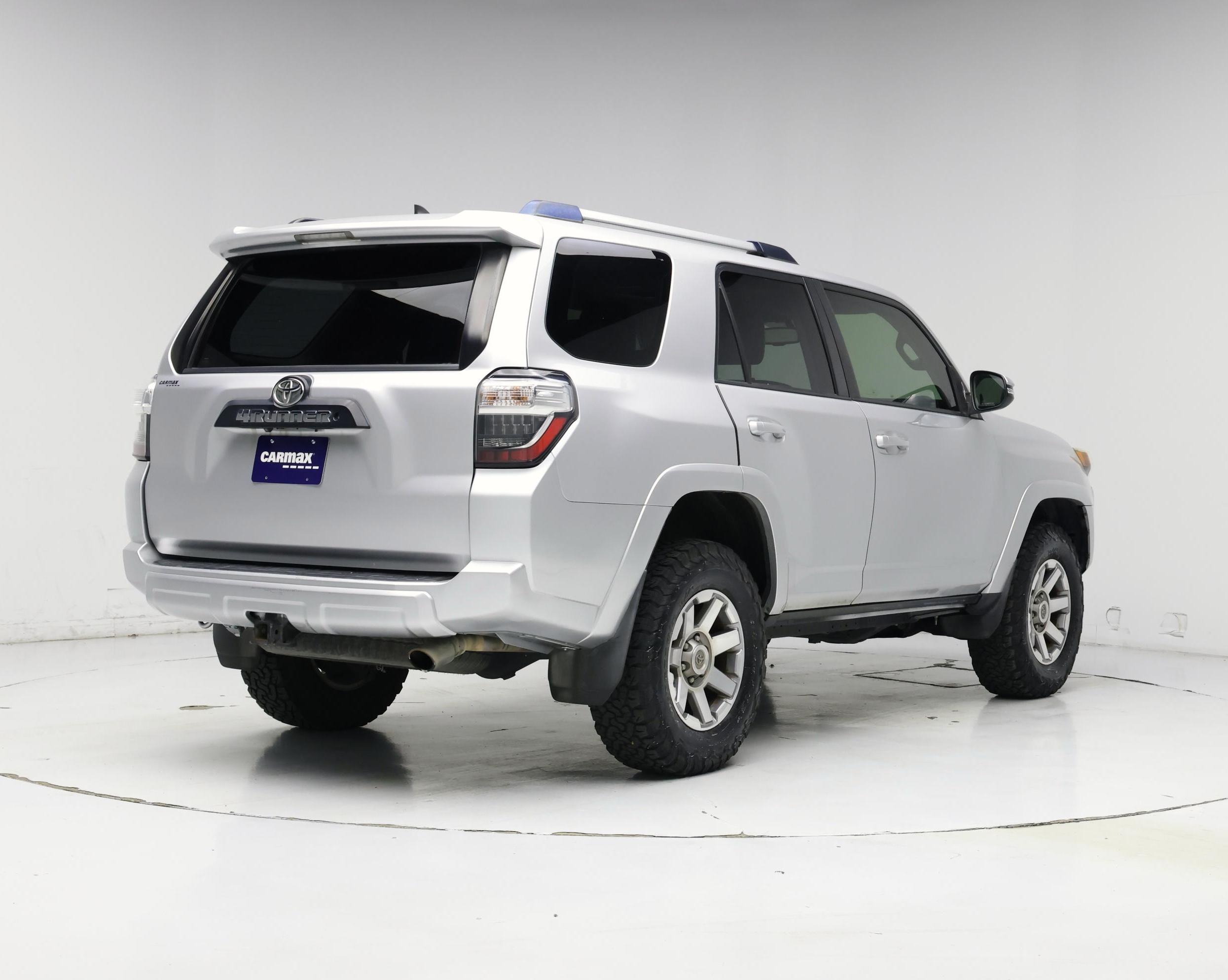 Thumbnail: 2014 Toyota 4Runner - 8