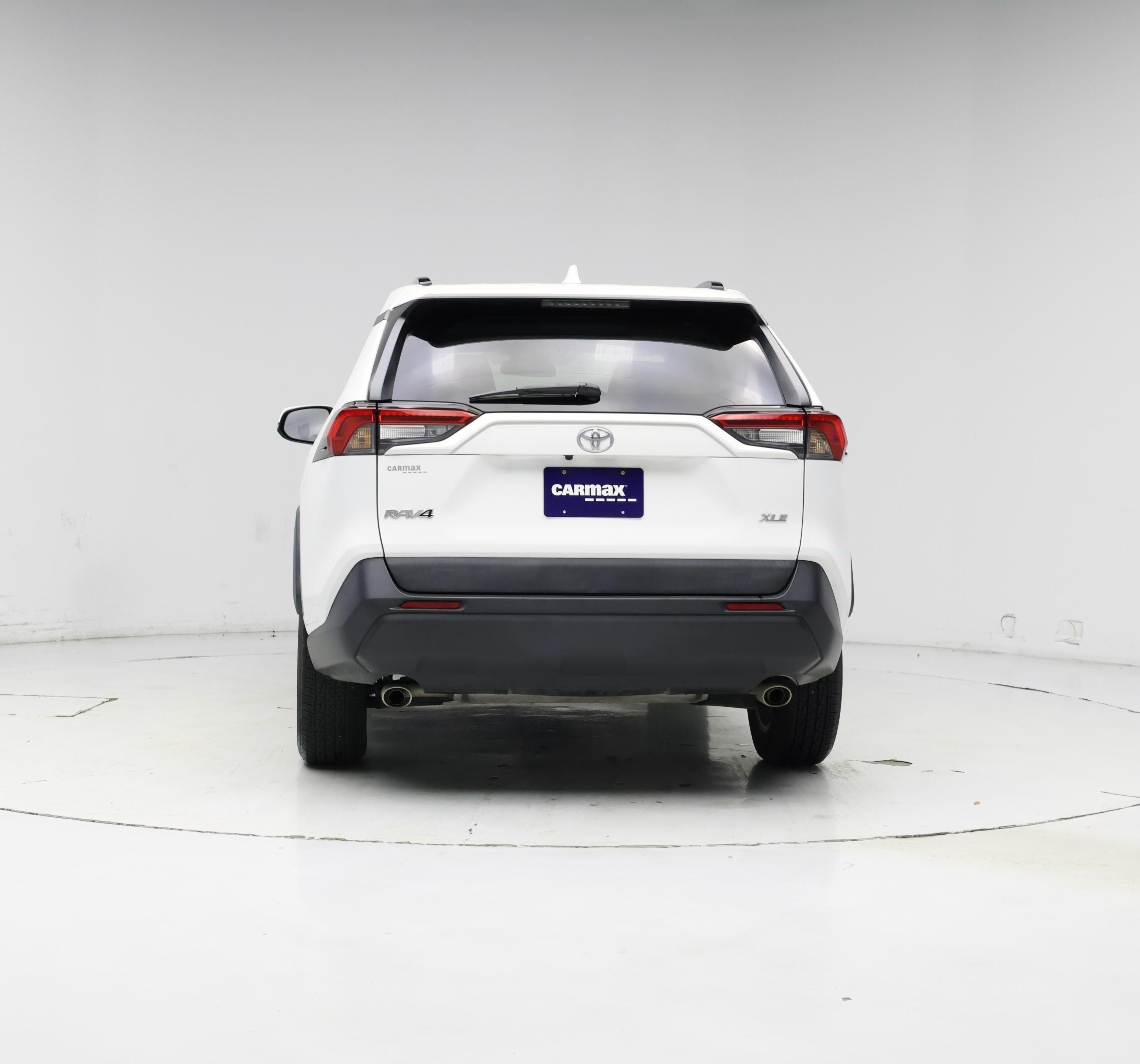 Thumbnail: 2021 Toyota RAV4 - 6