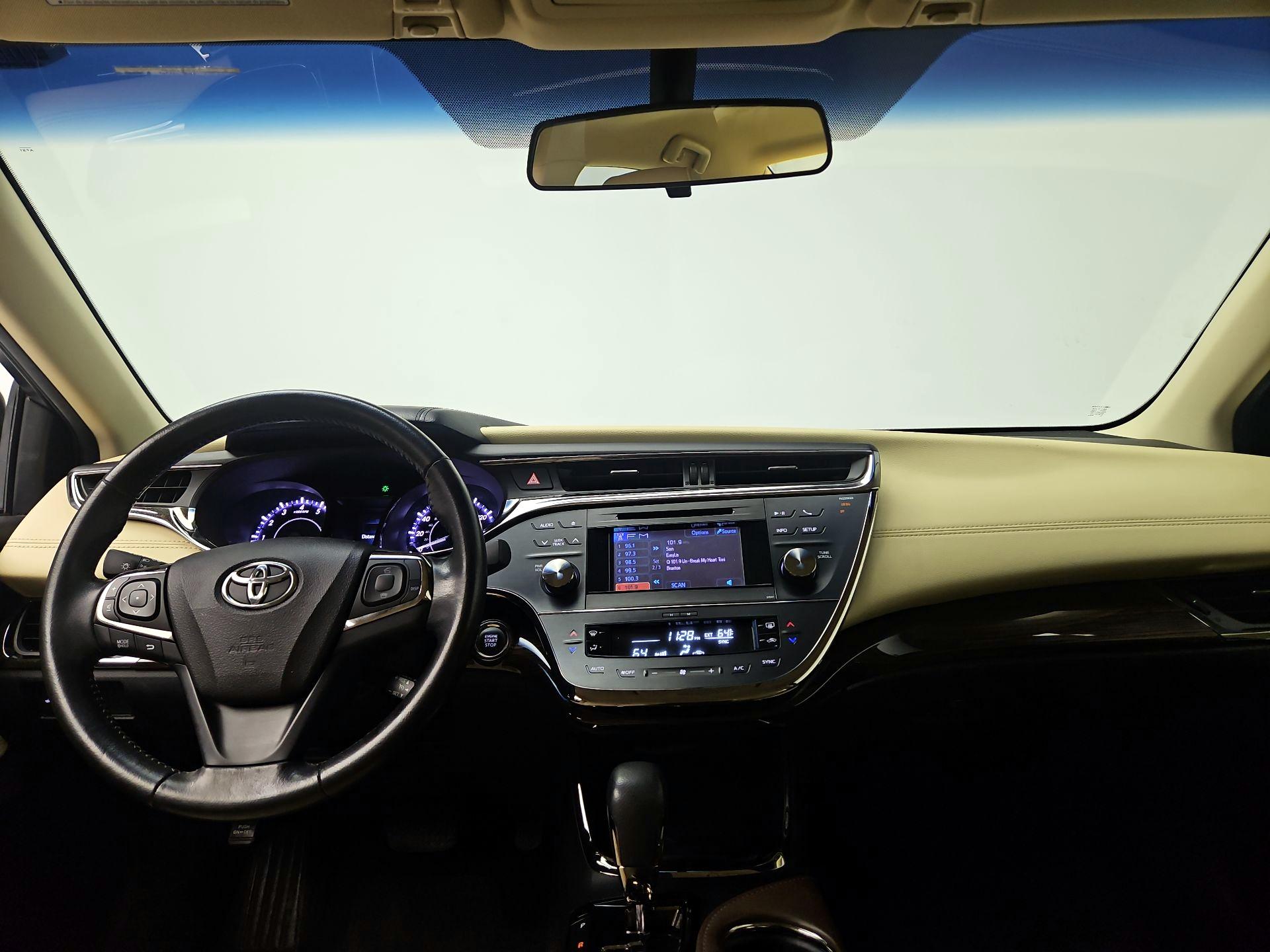 Thumbnail: 2014 Toyota Avalon - 9