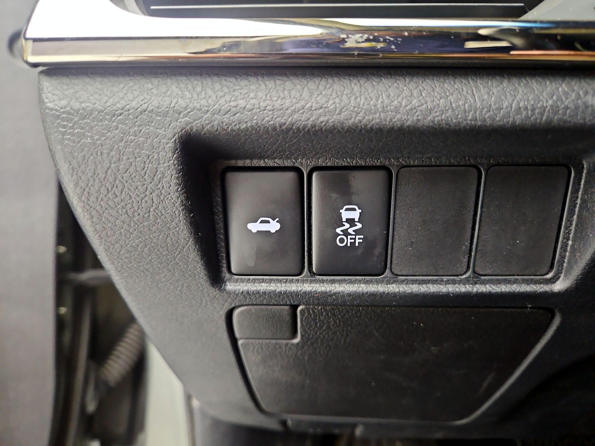 Thumbnail: 2014 Toyota Avalon - 13