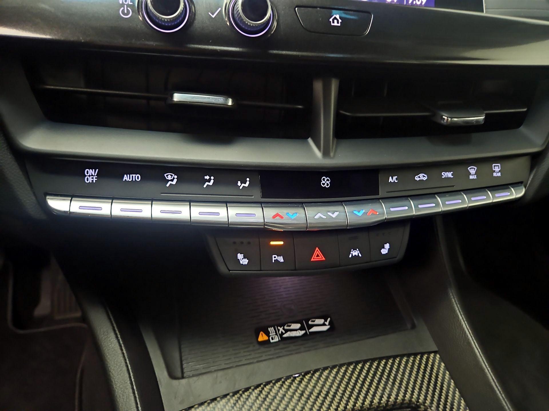 Thumbnail: 2023 Cadillac CT4 - 17