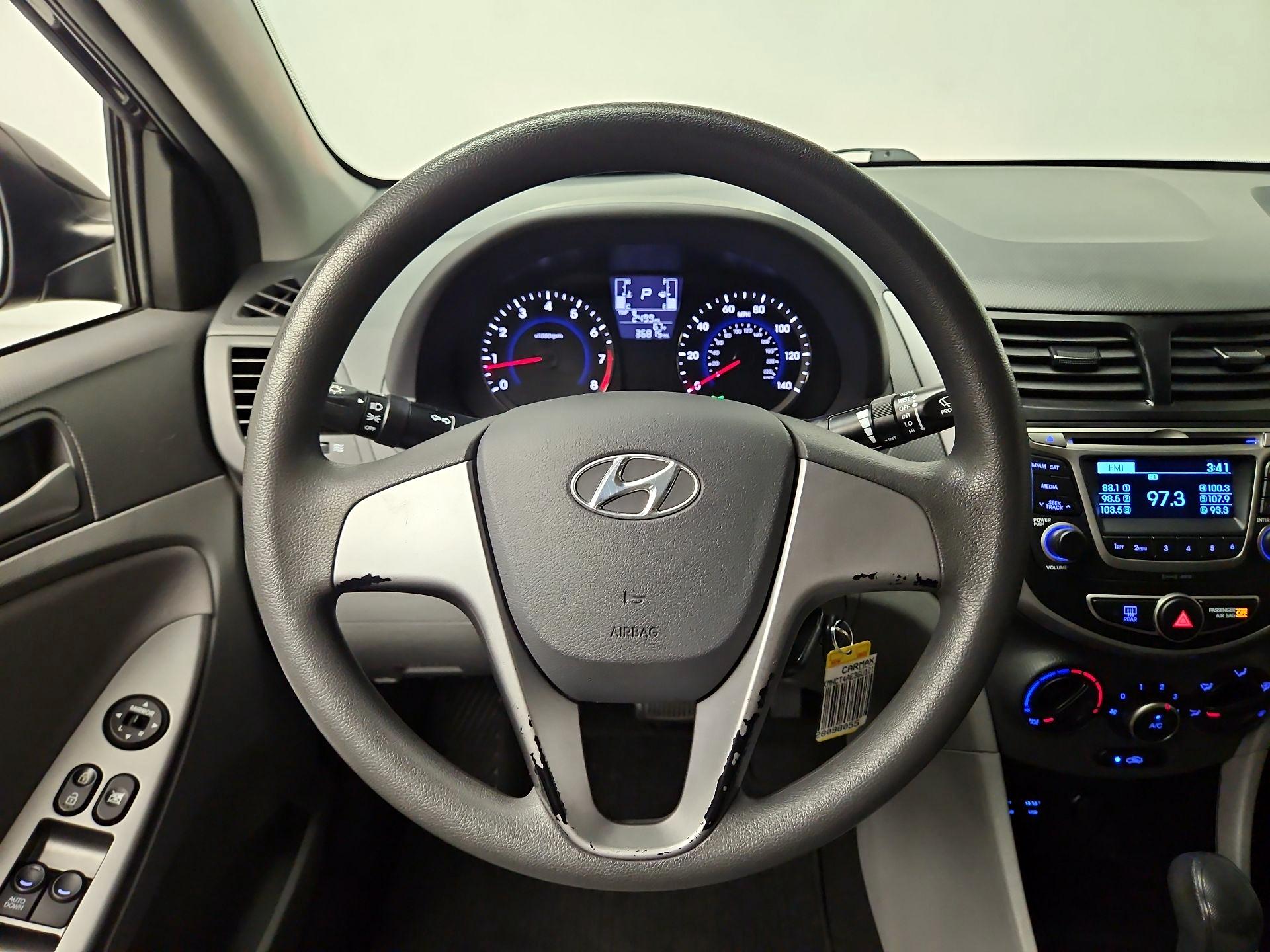 Thumbnail: 2016 Hyundai Accent - 10