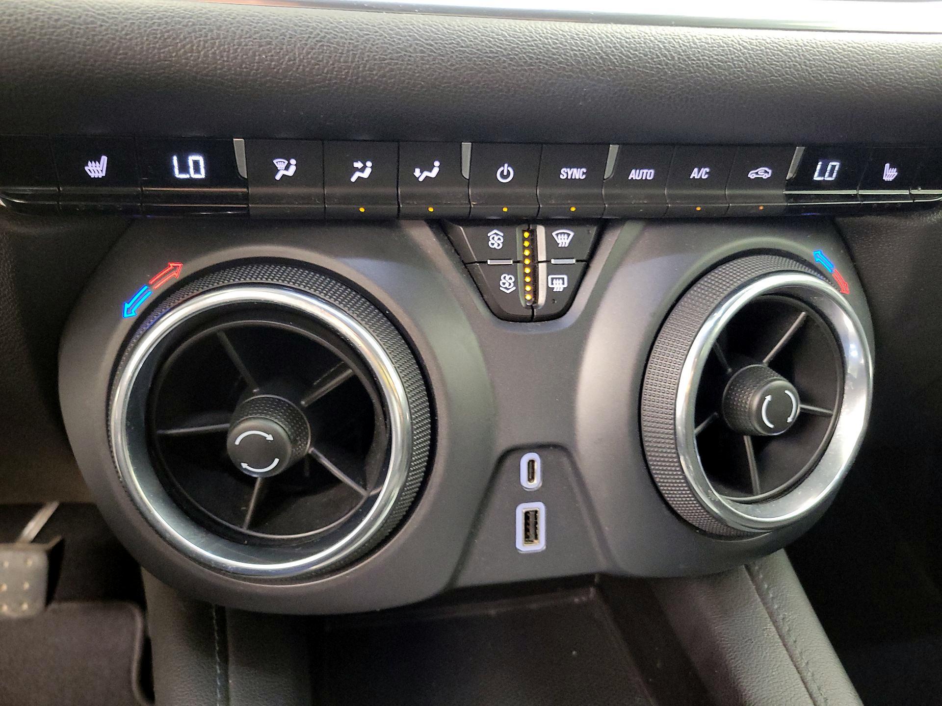 Thumbnail: 2021 Chevrolet Blazer - 16