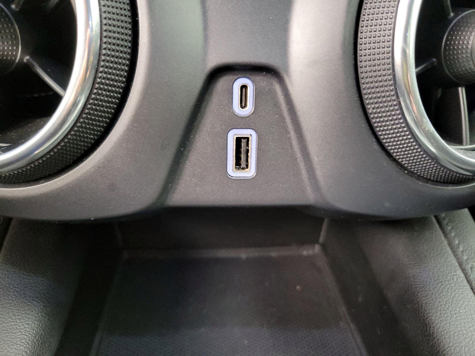 Thumbnail: 2021 Chevrolet Blazer - 18