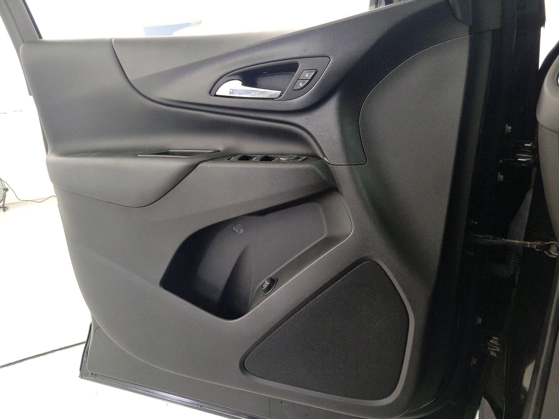 Thumbnail: 2021 Chevrolet Equinox - 12