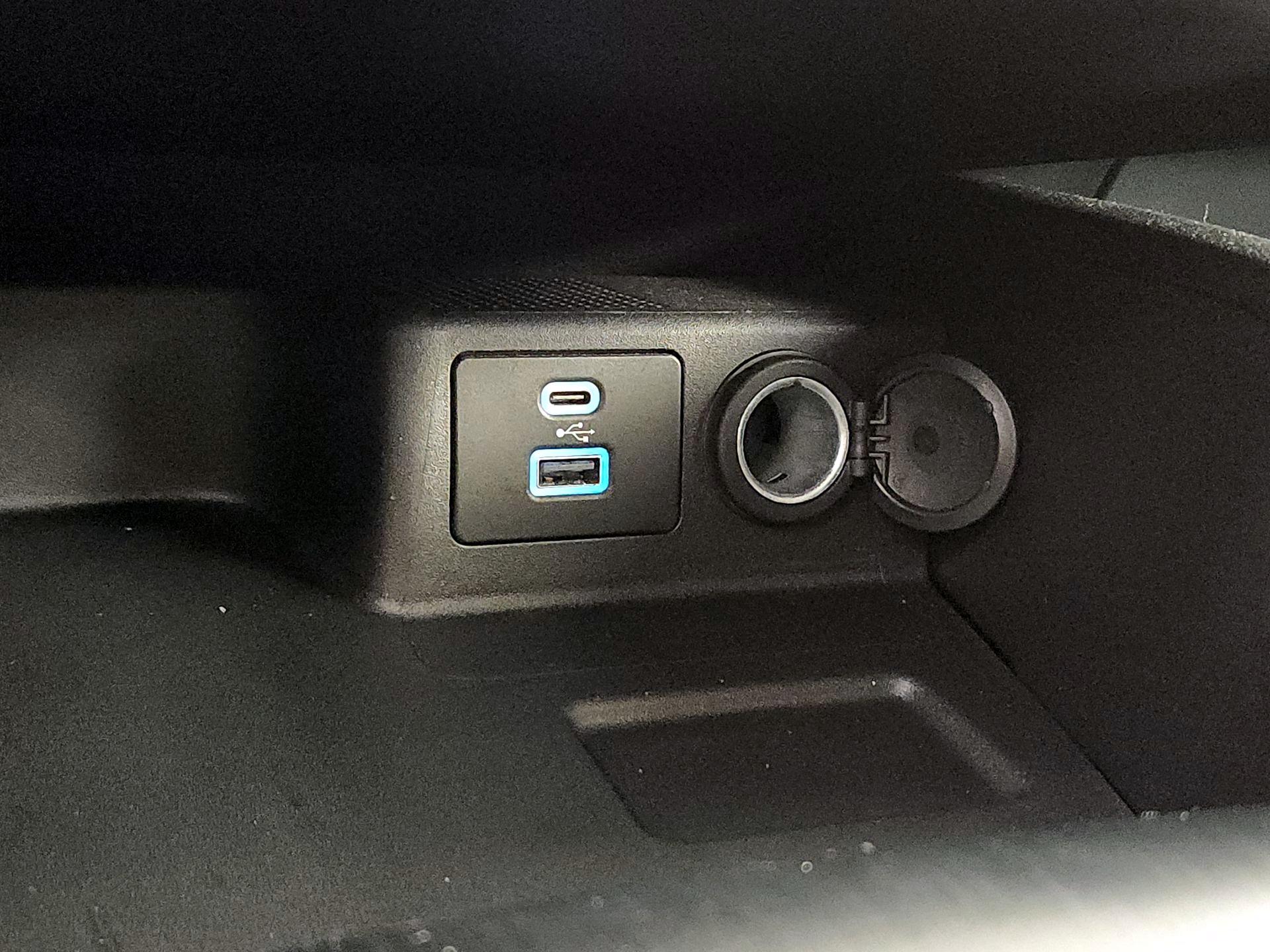 Thumbnail: 2023 Ford Escape - 18