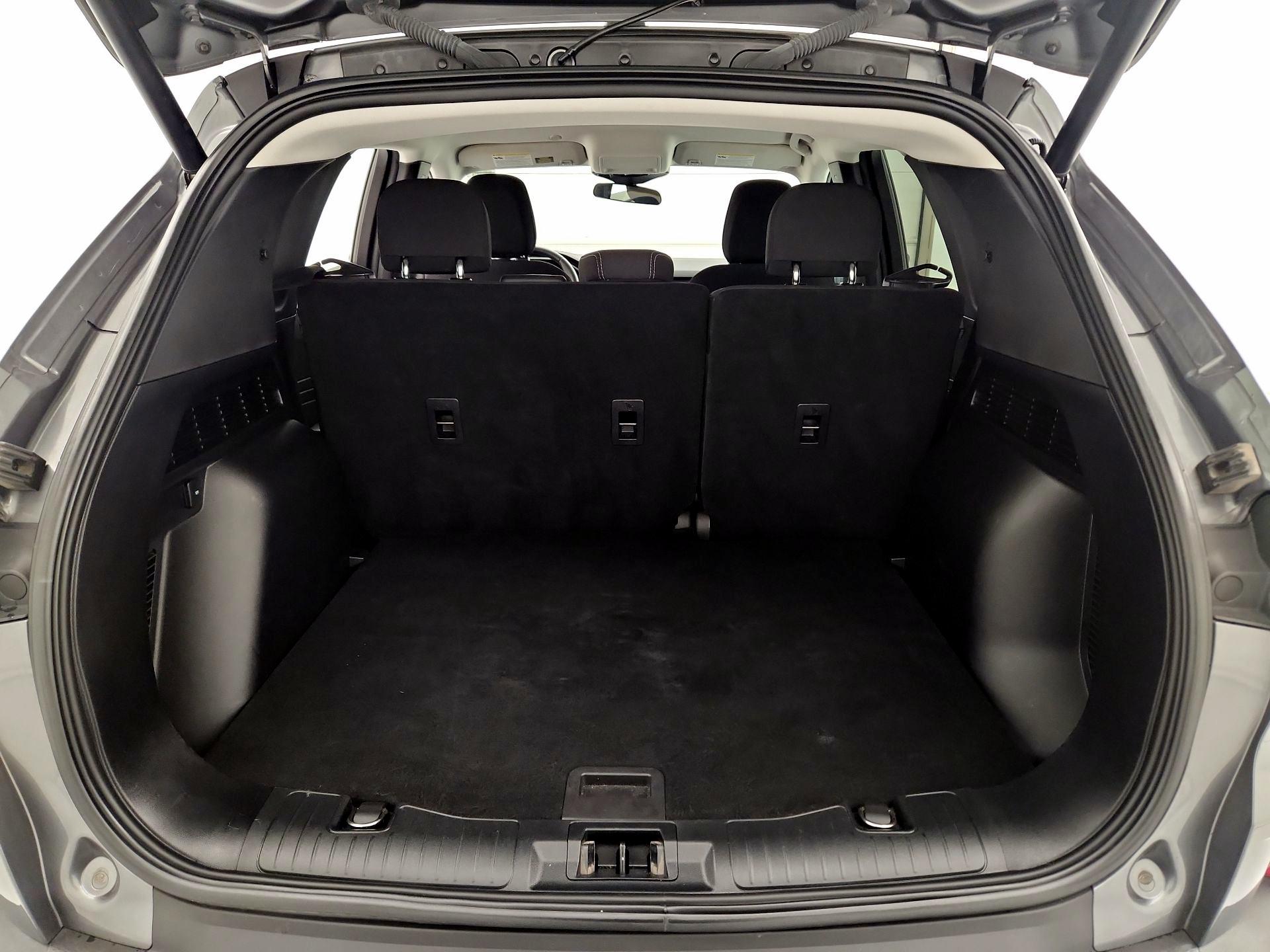 Thumbnail: 2023 Ford Escape - 20