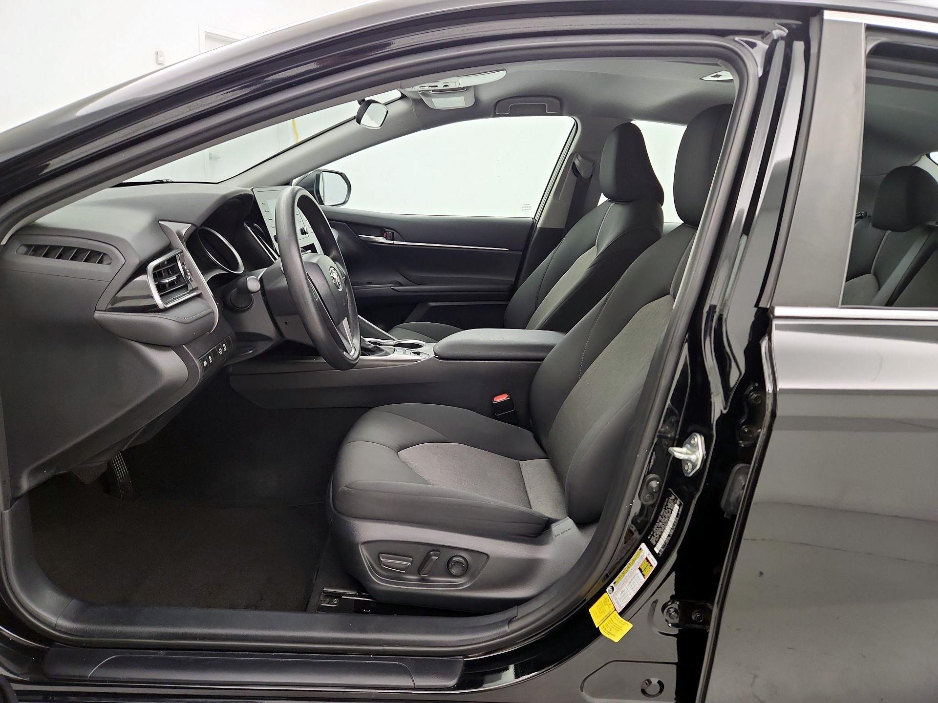 Thumbnail: 2023 Toyota Camry - 11