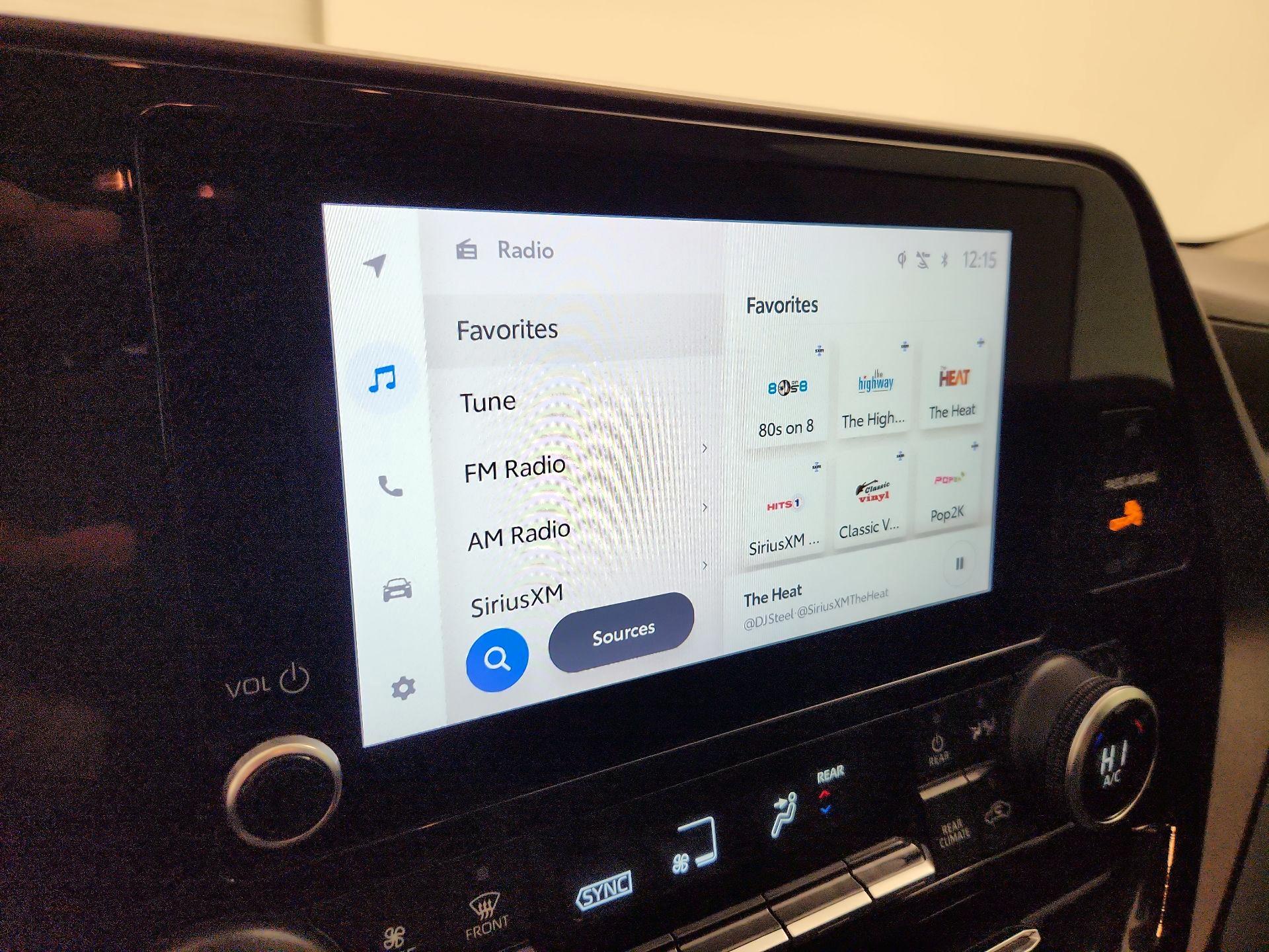 Thumbnail: 2023 Toyota Highlander - 15