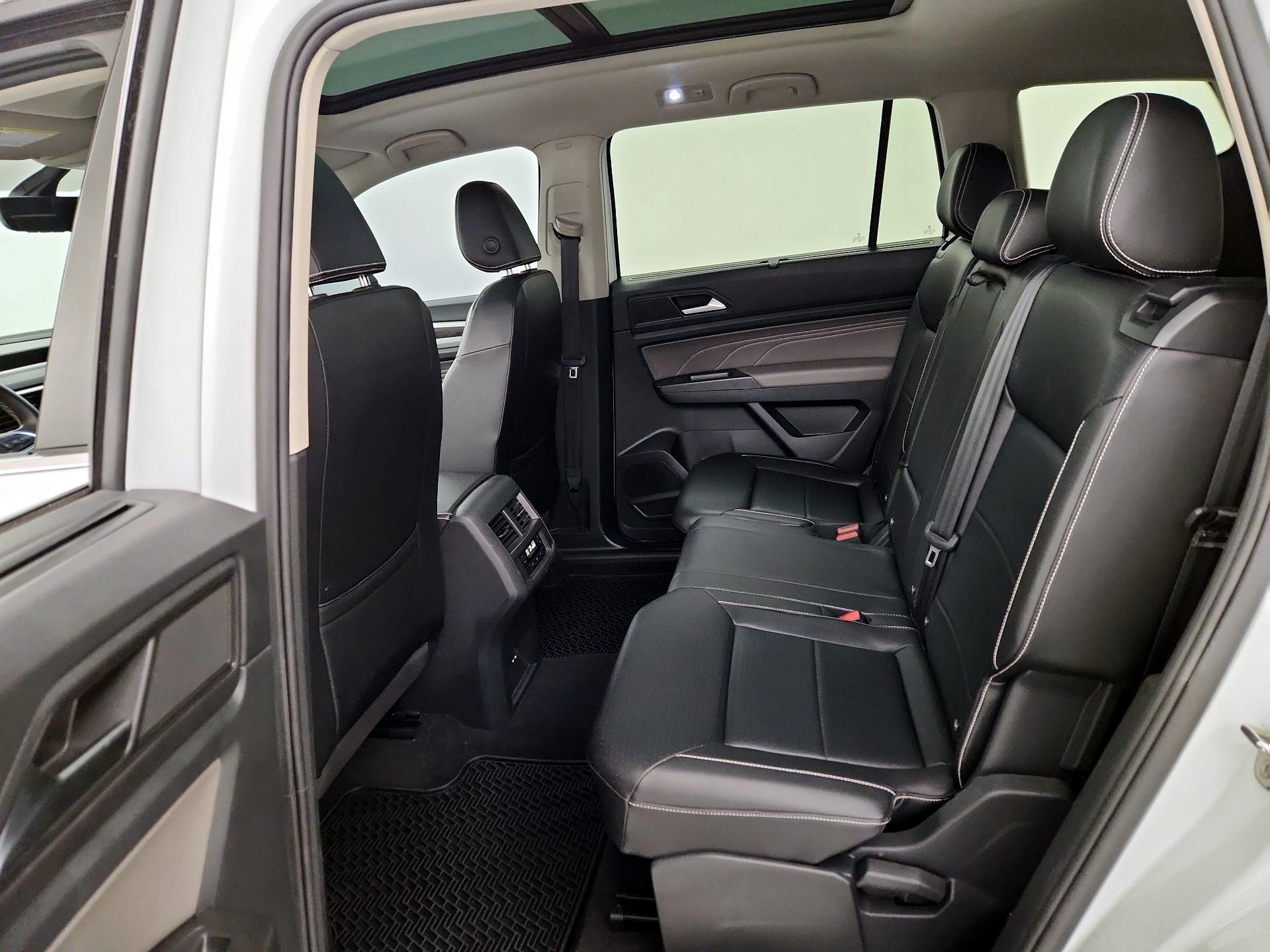 Thumbnail: 2022 Volkswagen Atlas - 20