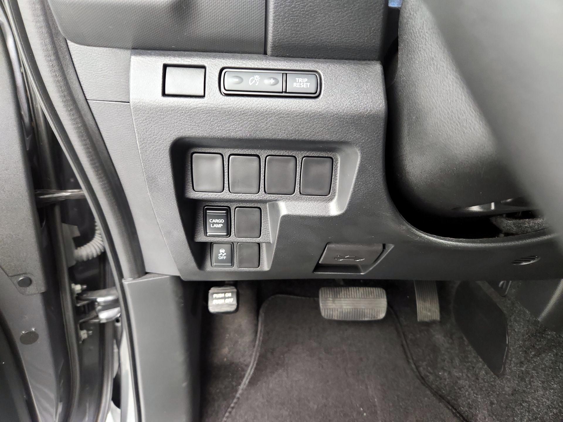 Thumbnail: 2022 Nissan Frontier - 13