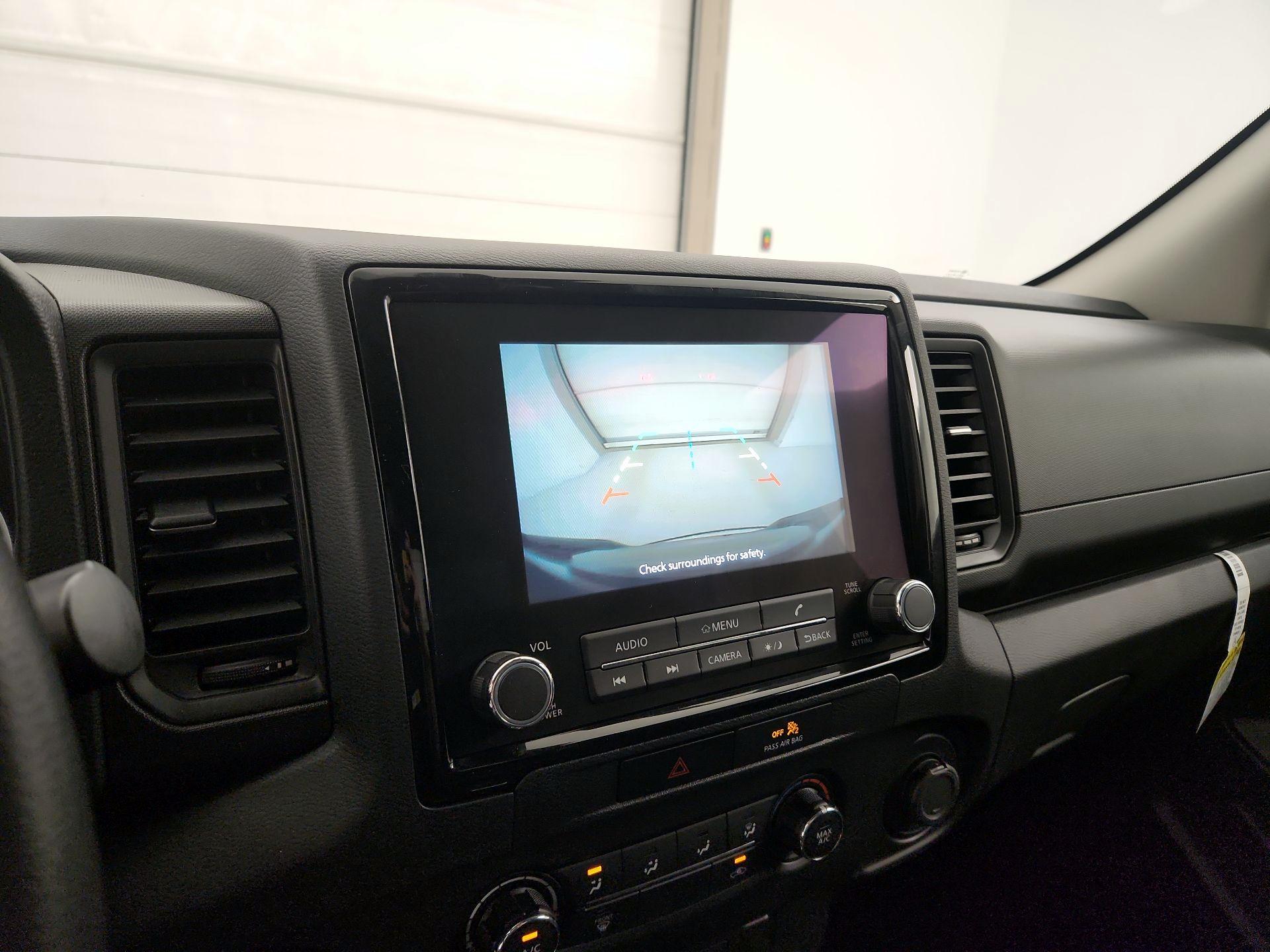 Thumbnail: 2022 Nissan Frontier - 14