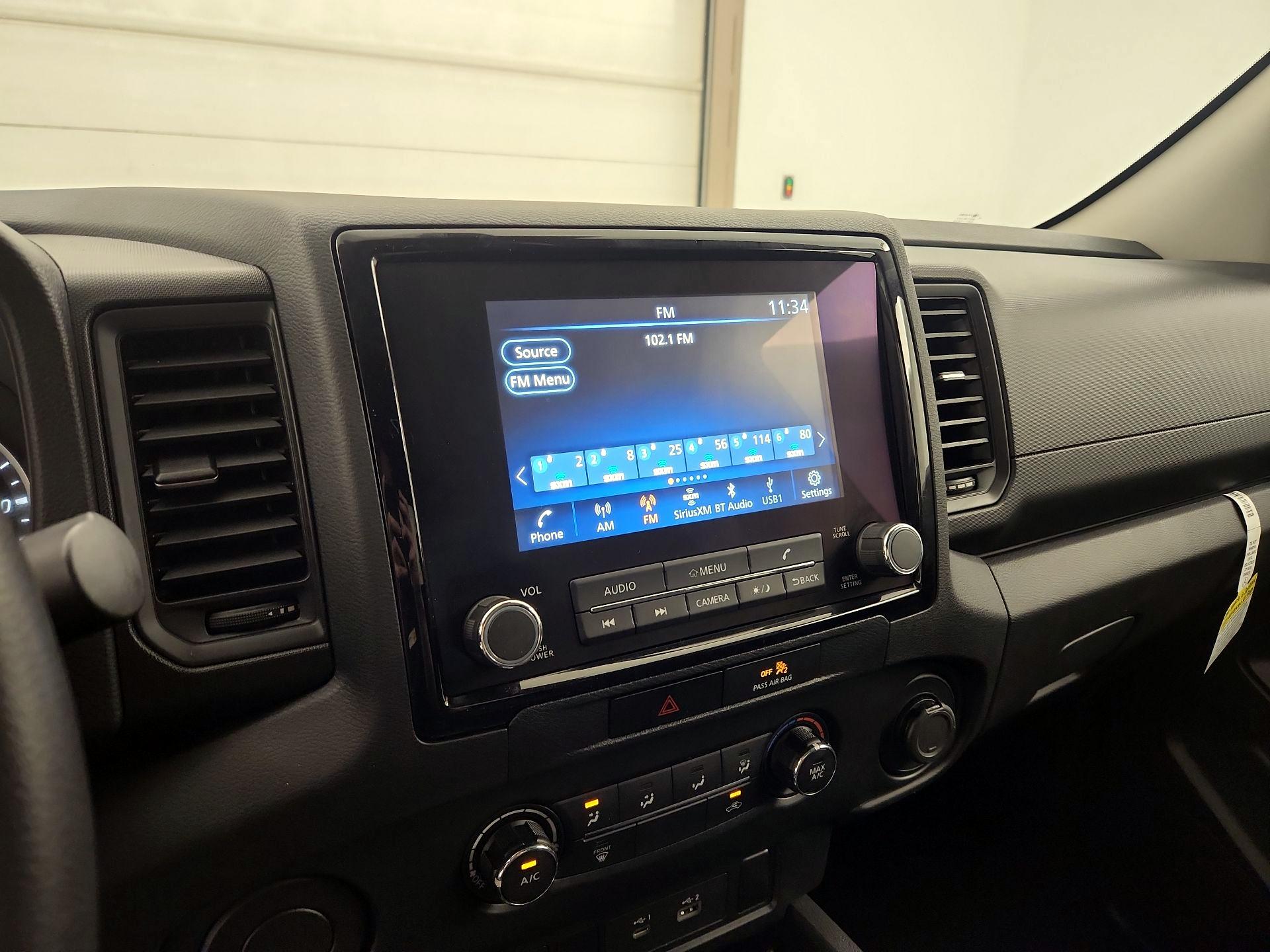 Thumbnail: 2022 Nissan Frontier - 15