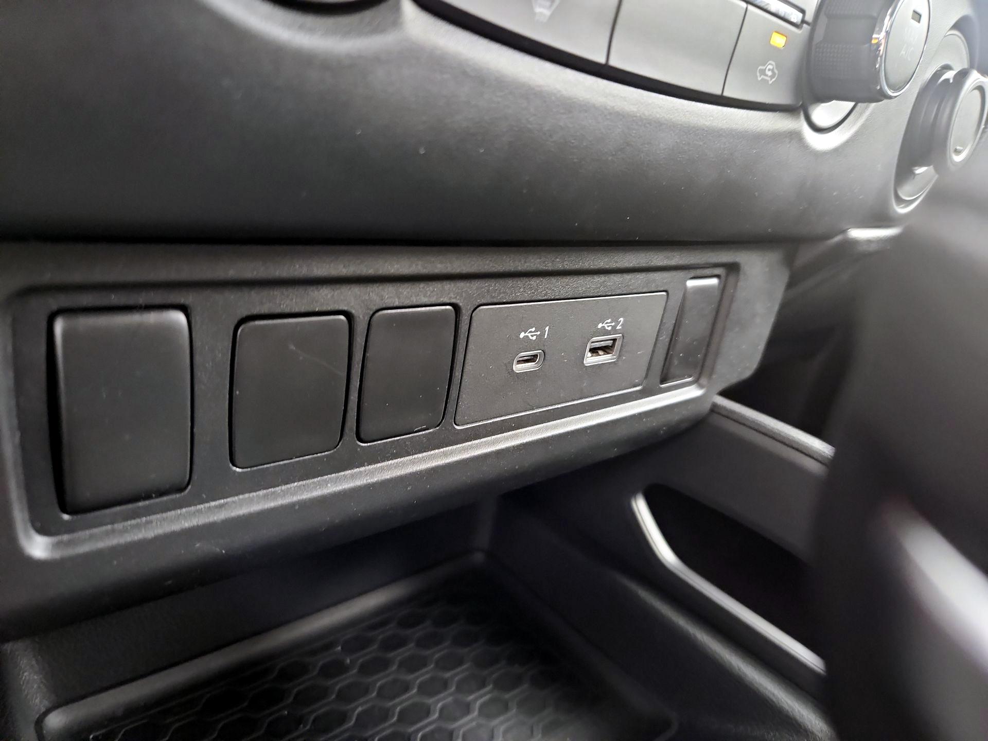 Thumbnail: 2022 Nissan Frontier - 18