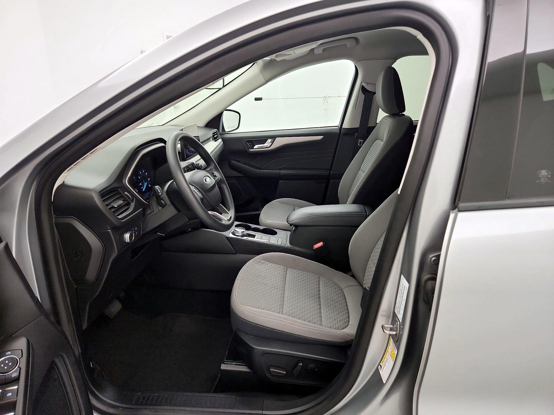 Thumbnail: 2021 Ford Escape - 11