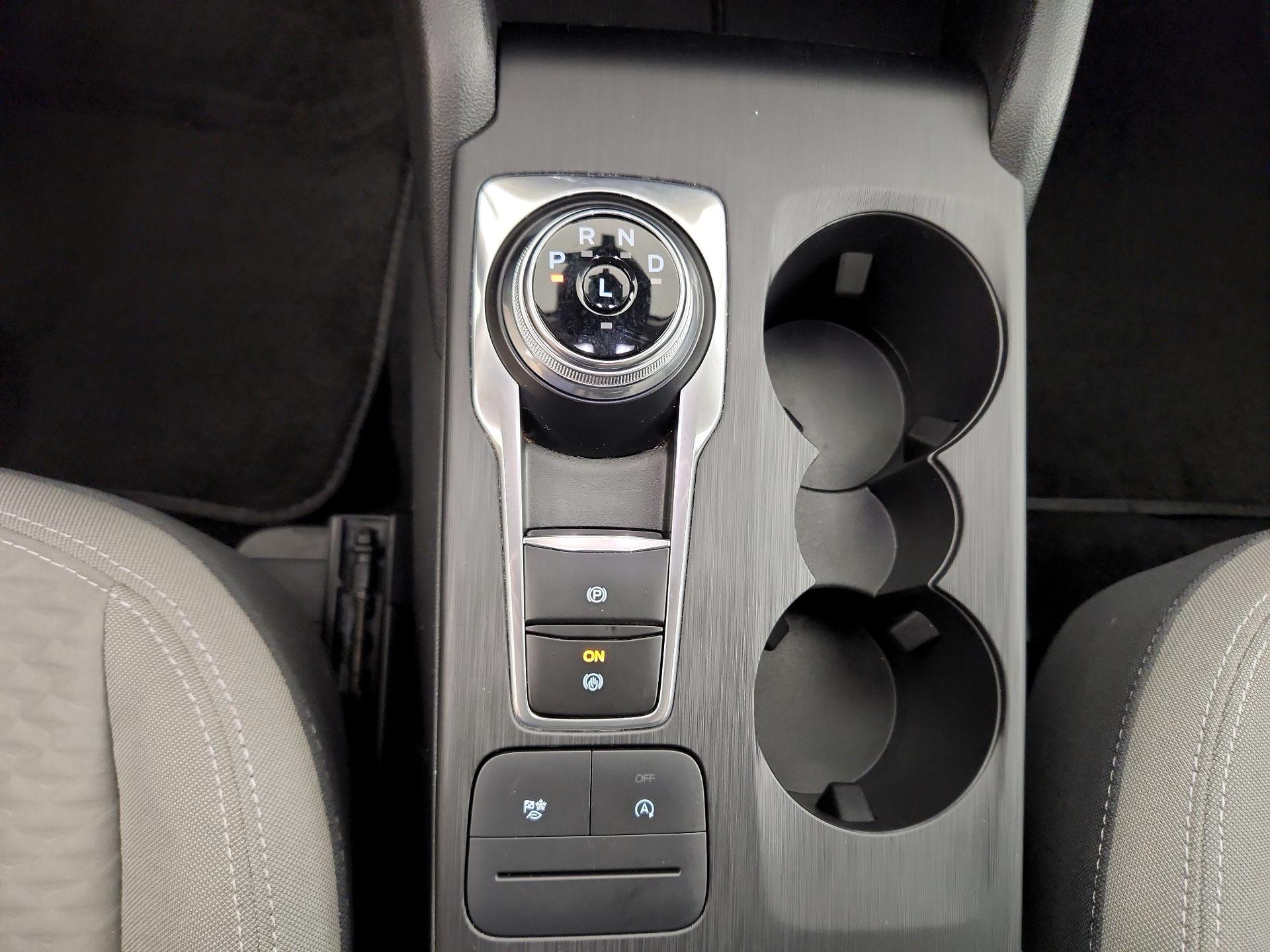 Thumbnail: 2021 Ford Escape - 18