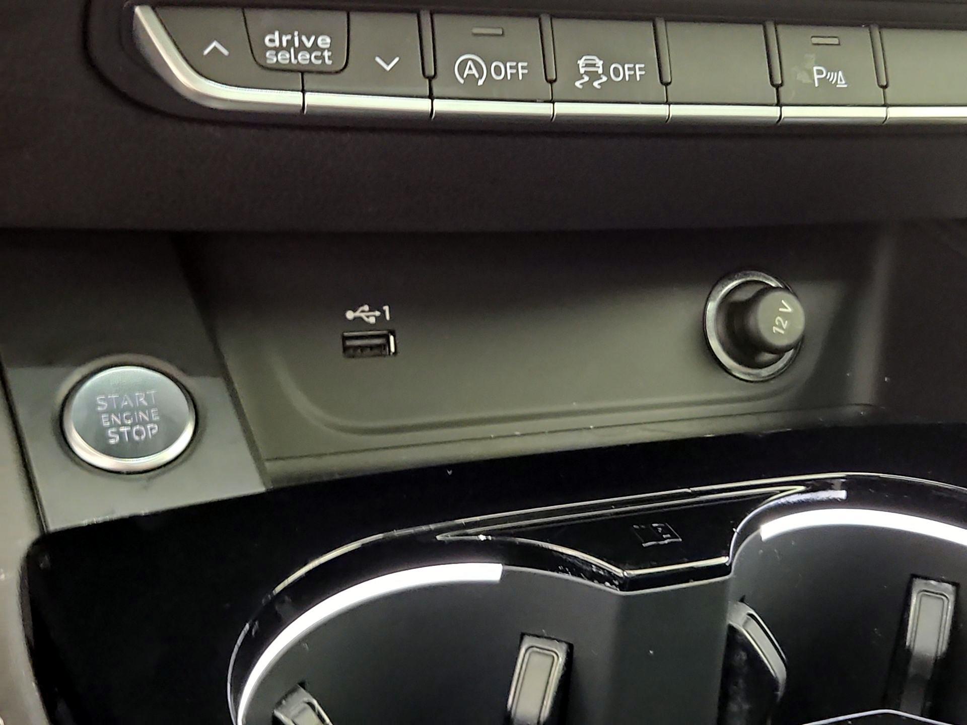 Thumbnail: 2023 Audi A4 - 18