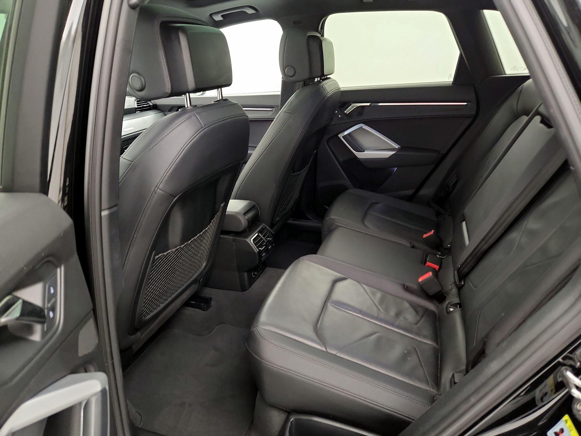 Thumbnail: 2022 Audi Q3 - 20