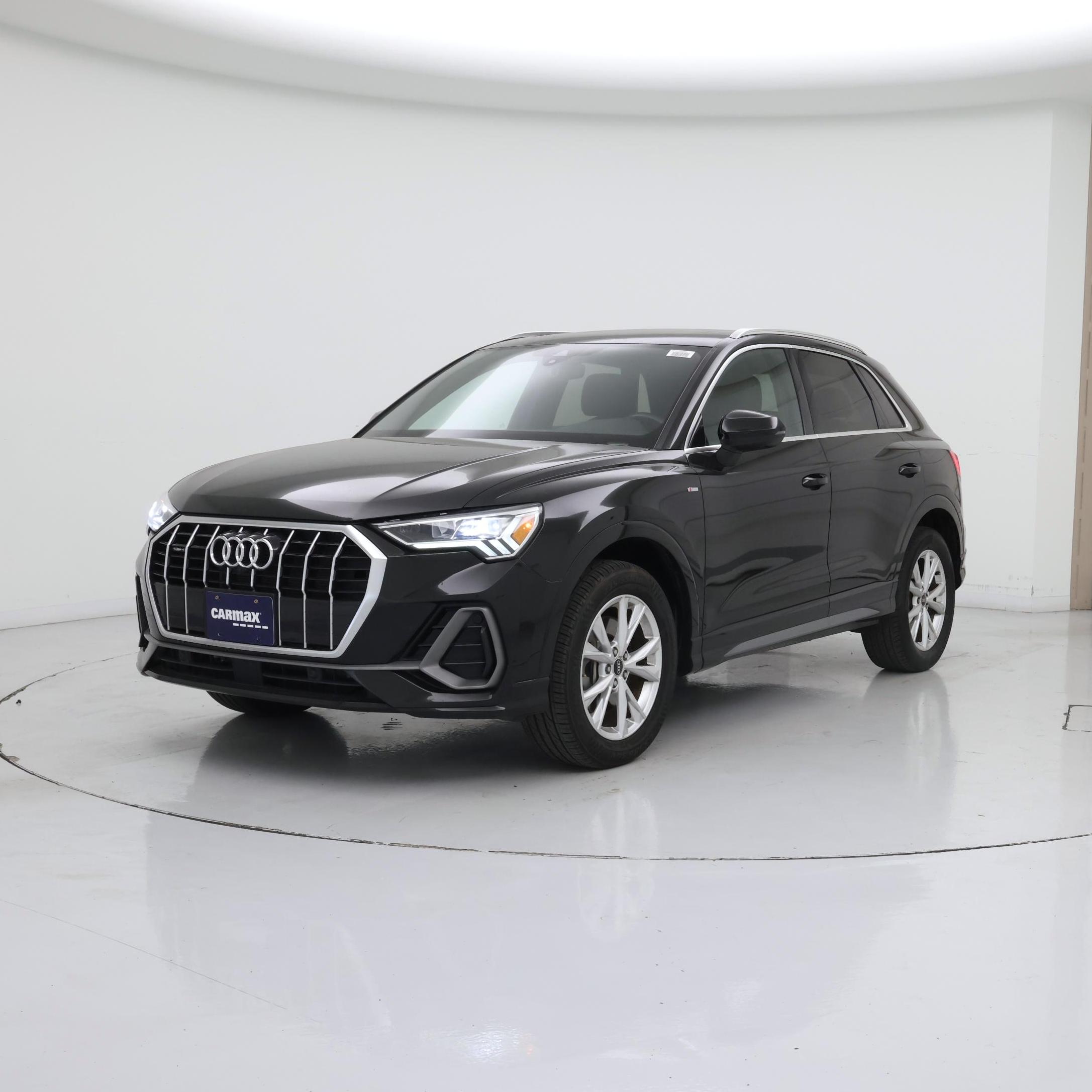 Thumbnail: 2022 Audi Q3 - 4