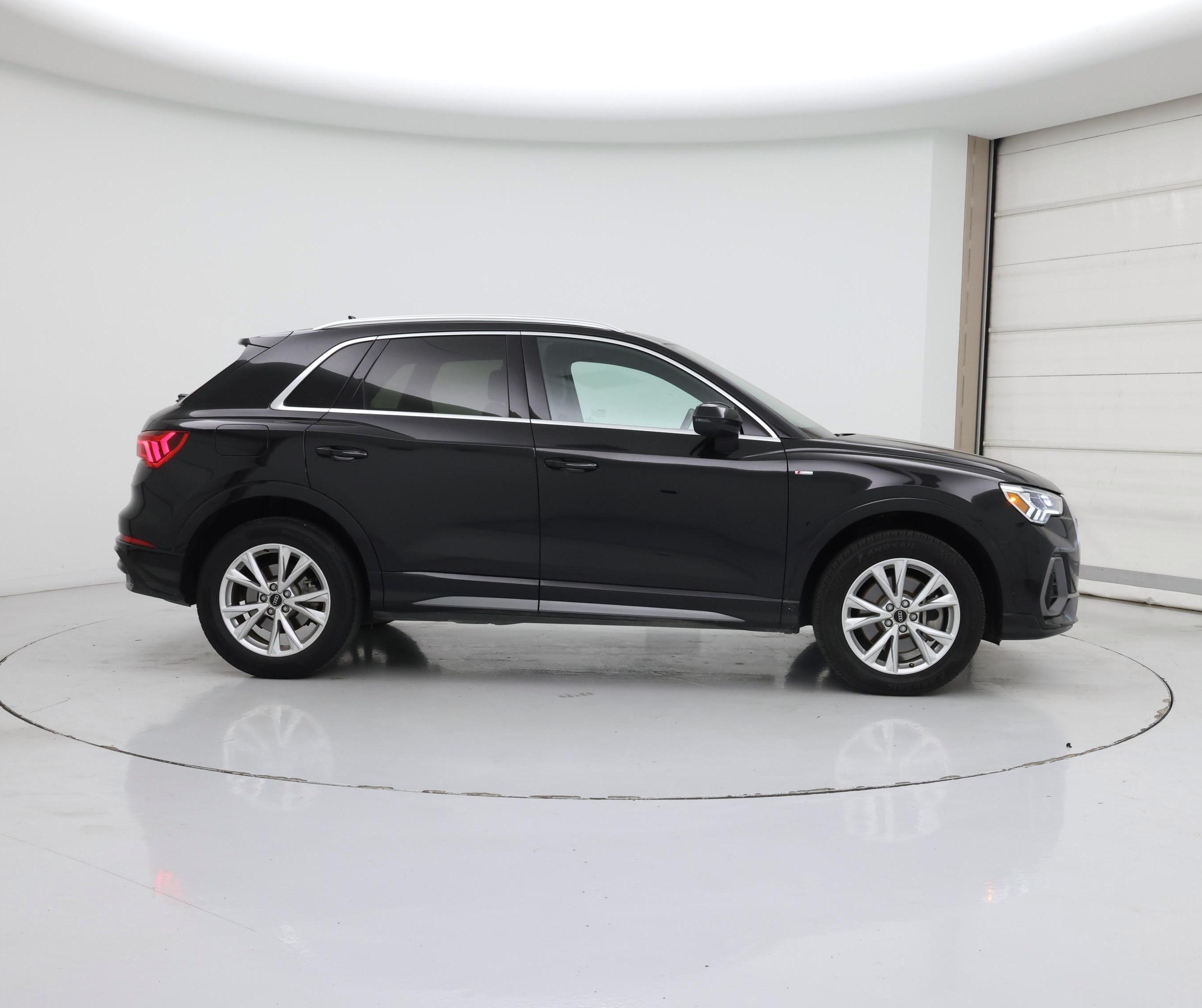 Thumbnail: 2022 Audi Q3 - 7