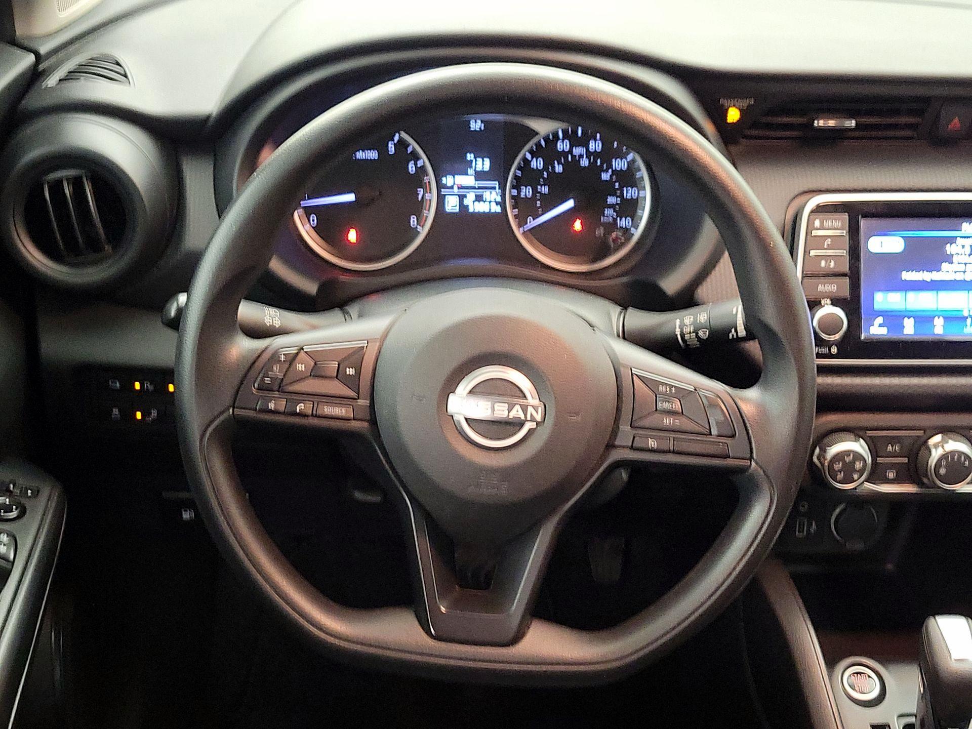 Thumbnail: 2023 Nissan Kicks - 10